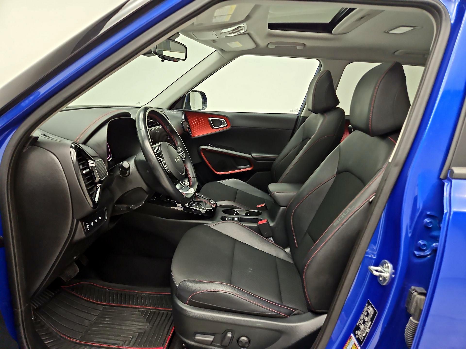 Thumbnail: 2023 Kia Soul - 11