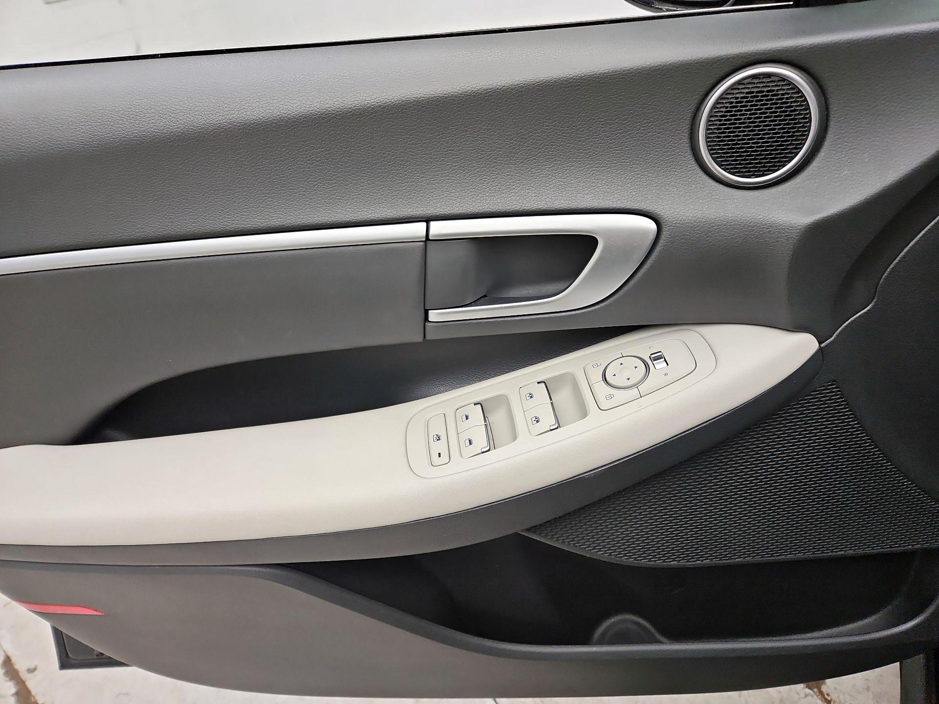Thumbnail: 2025 Hyundai Sonata - 12