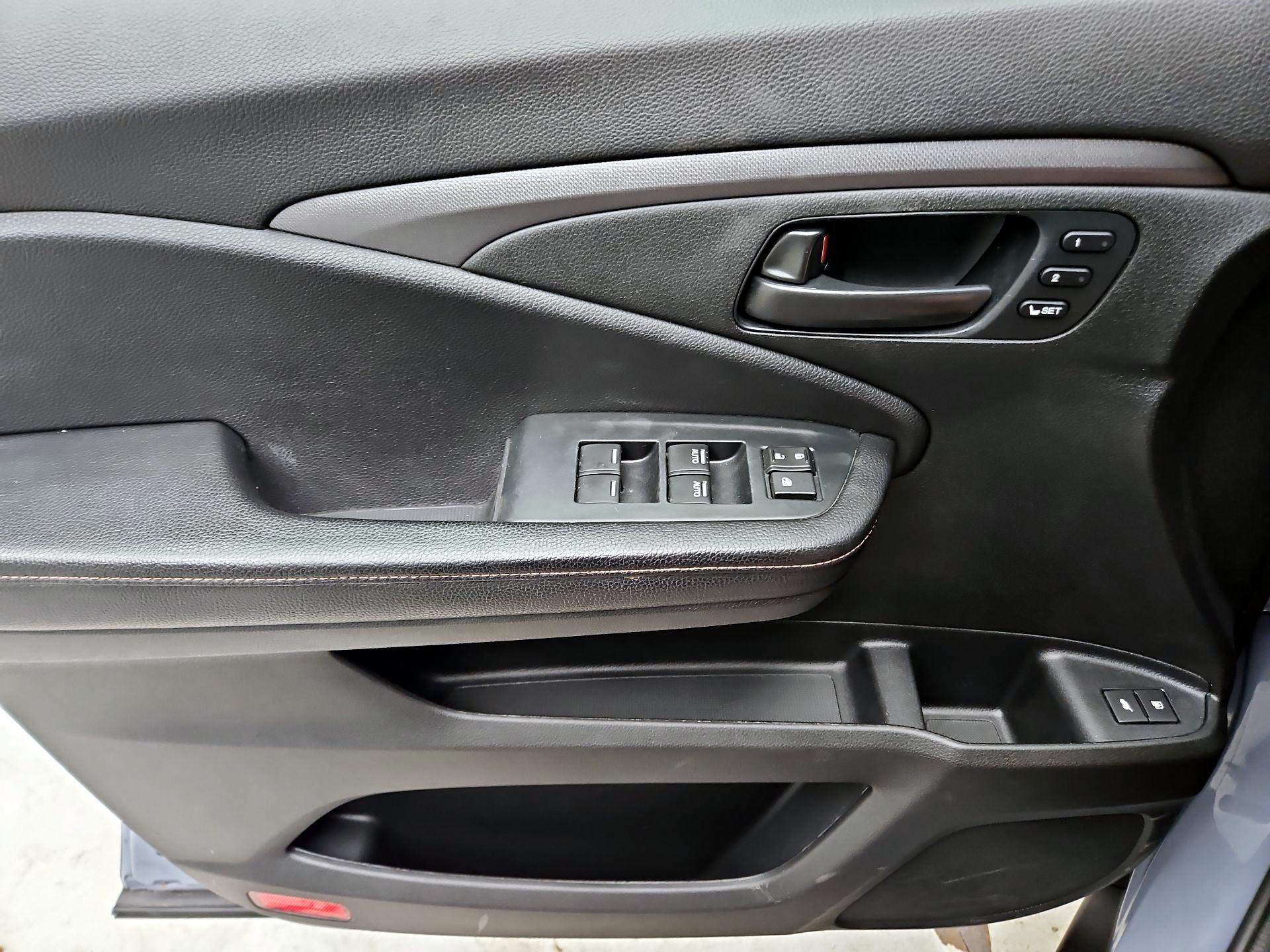 Thumbnail: 2022 Honda Pilot - 10