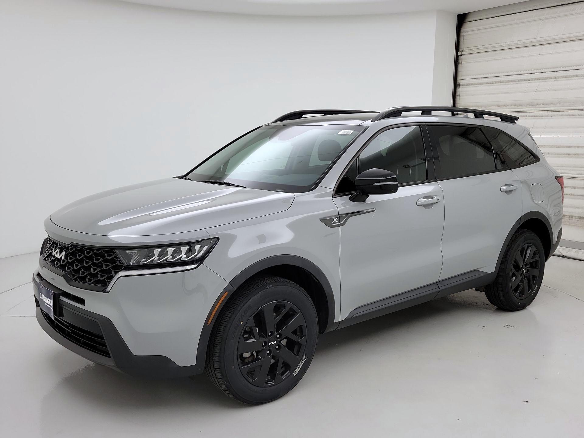 Thumbnail: 2023 Kia Sorento - 3