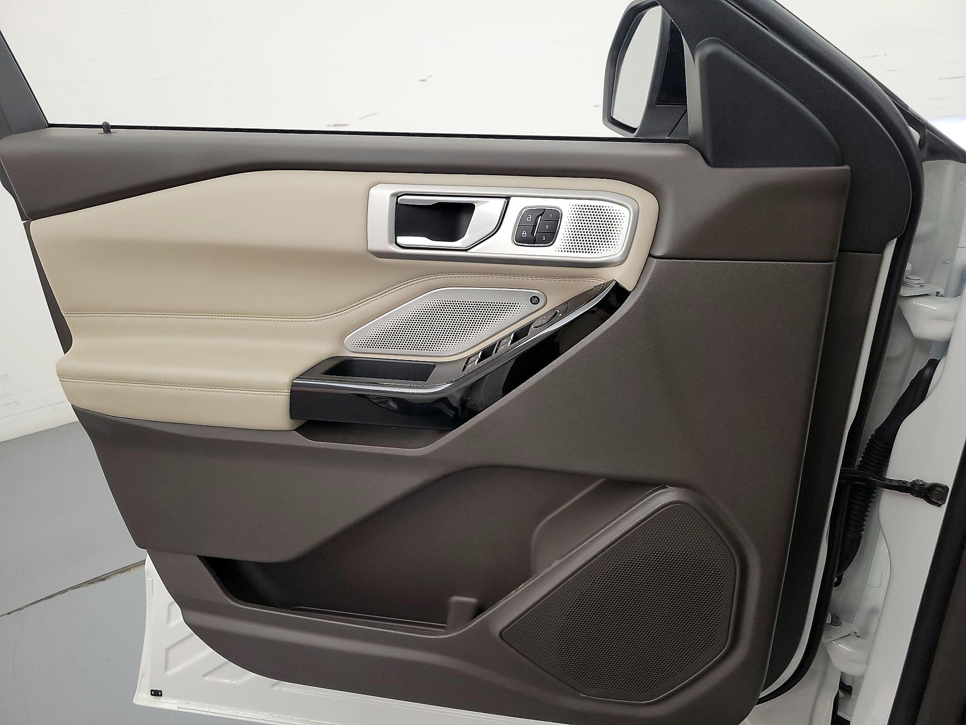 Thumbnail: 2022 Ford Explorer - 12