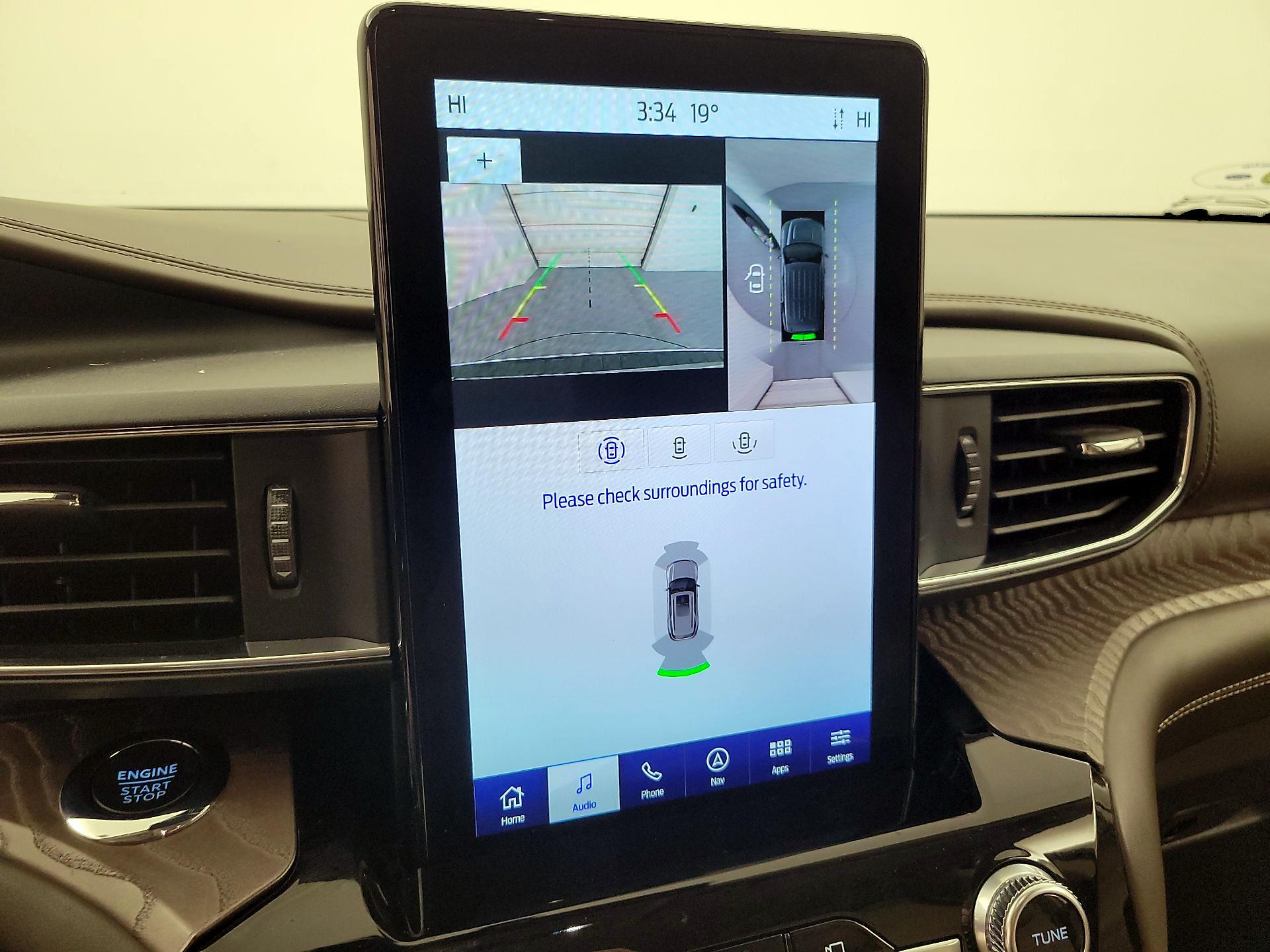 Thumbnail: 2022 Ford Explorer - 15