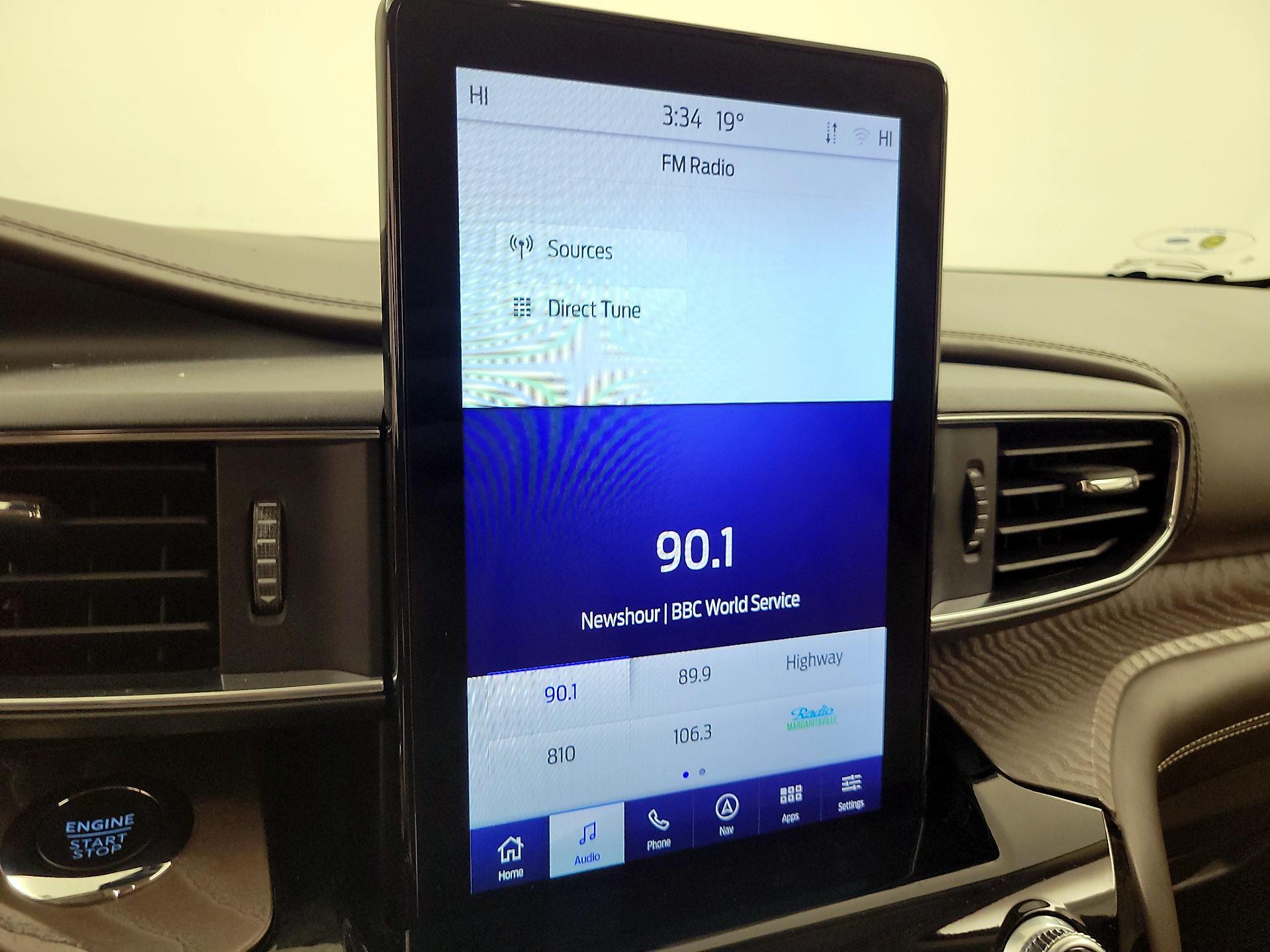 Thumbnail: 2022 Ford Explorer - 16