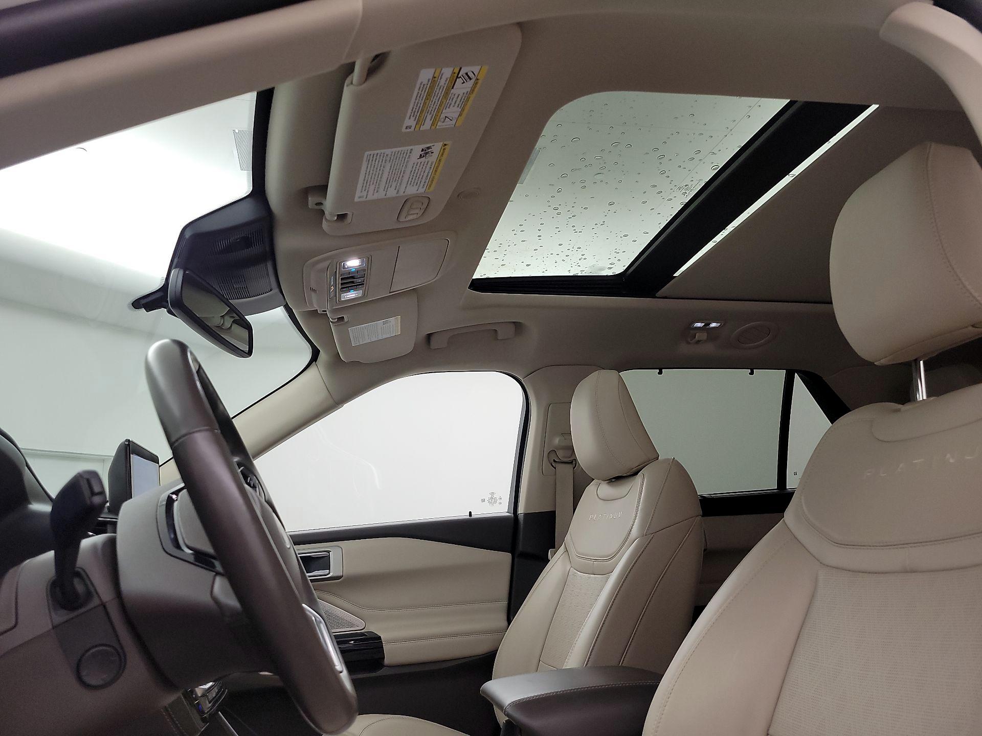 Thumbnail: 2022 Ford Explorer - 20