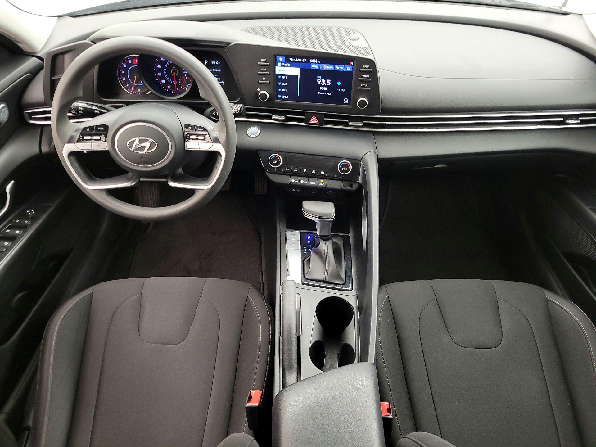 Thumbnail: 2021 Hyundai Elantra - 9