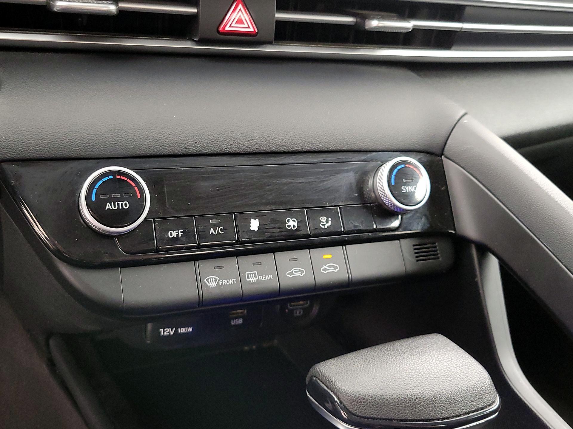 Thumbnail: 2021 Hyundai Elantra - 16