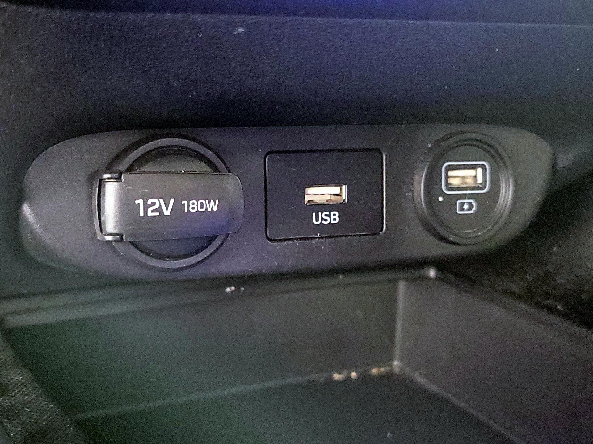 Thumbnail: 2021 Hyundai Elantra - 18