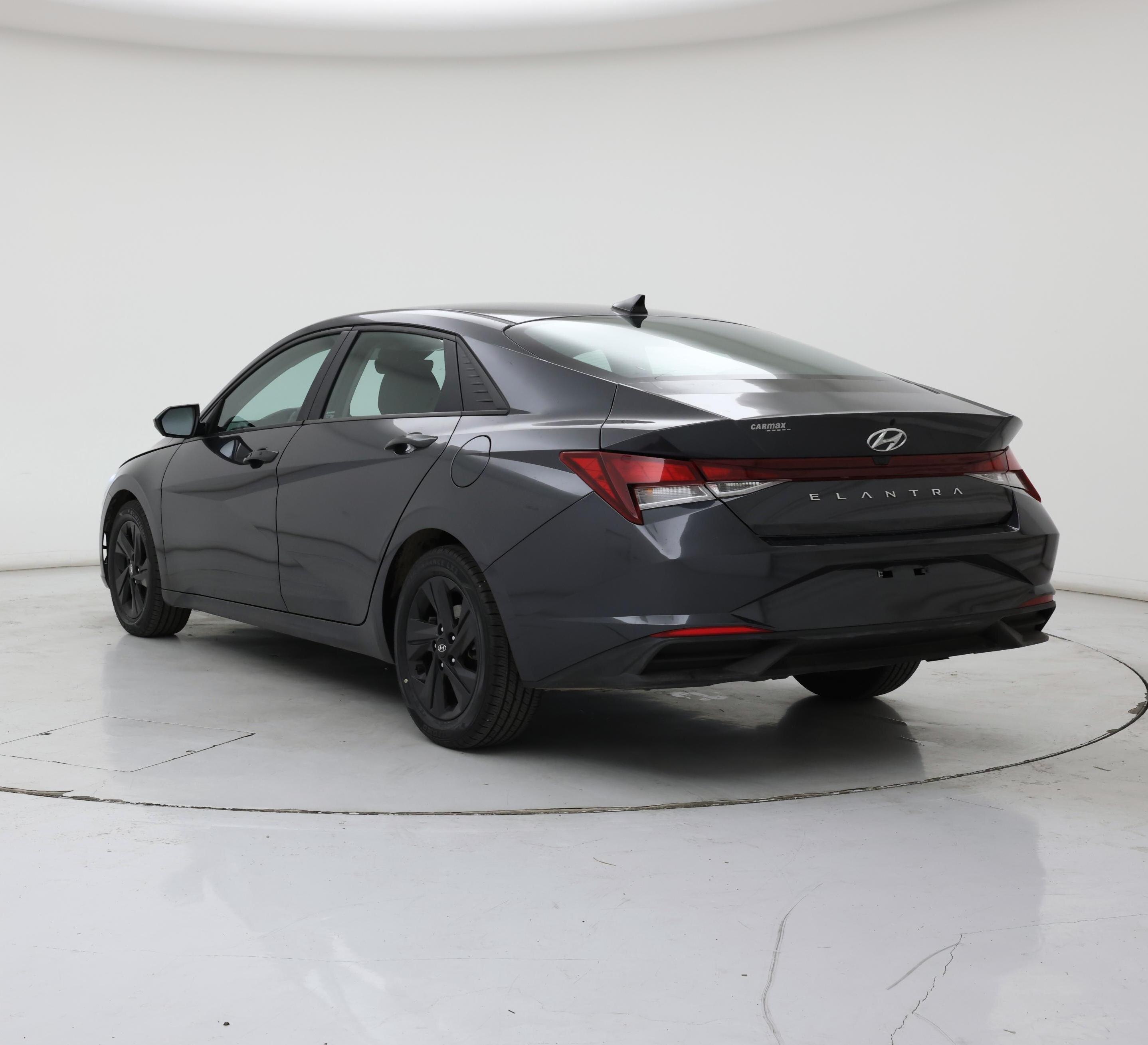 Thumbnail: 2021 Hyundai Elantra - 2