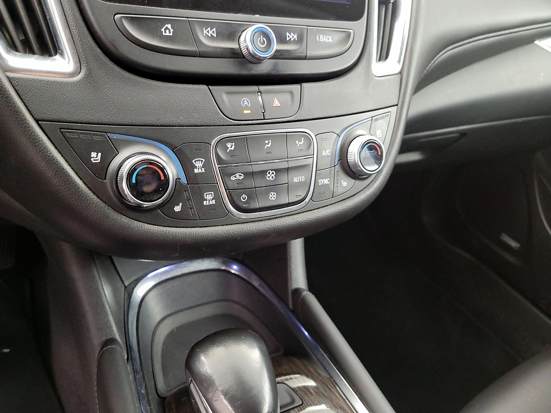 Thumbnail: 2023 Chevrolet Malibu - 16