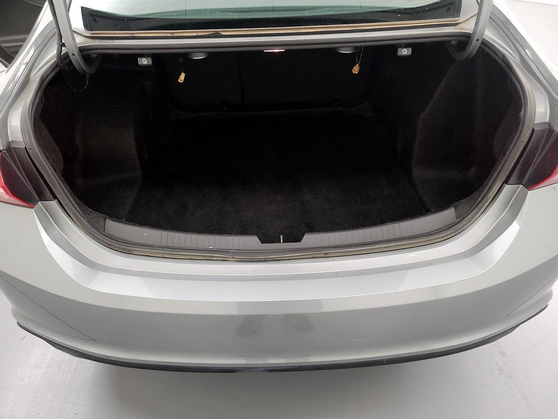 Thumbnail: 2023 Chevrolet Malibu - 20