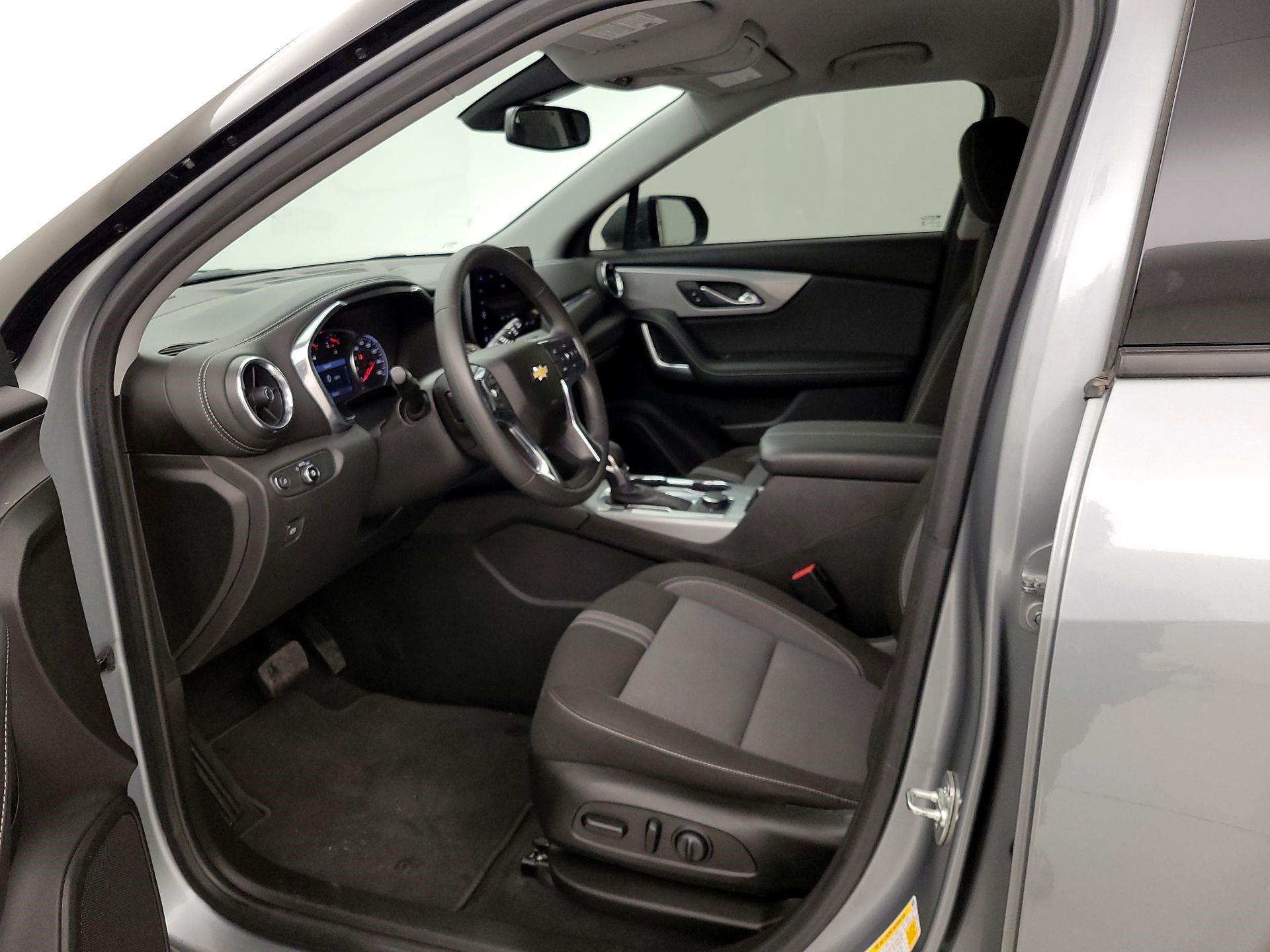 Thumbnail: 2023 Chevrolet Blazer - 11