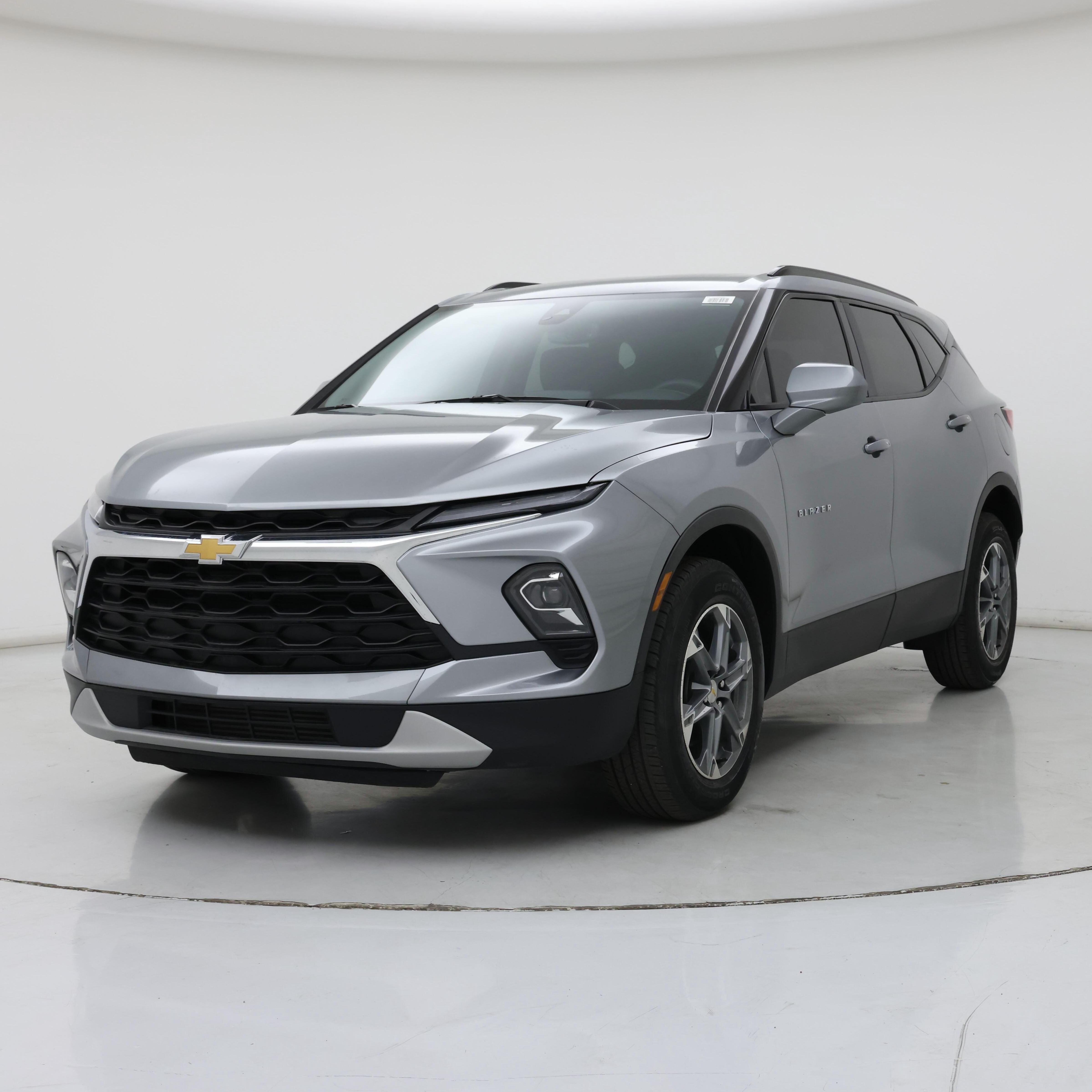 Thumbnail: 2023 Chevrolet Blazer - 4