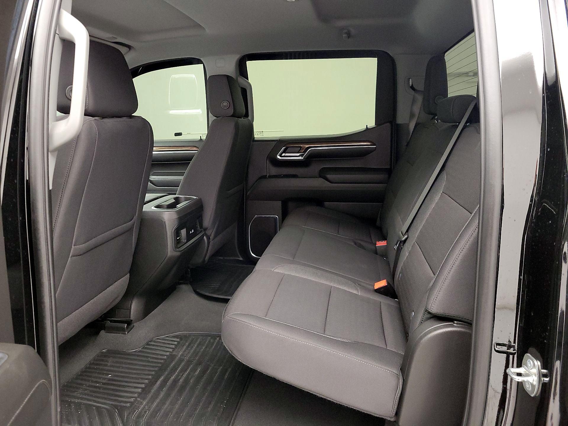 Thumbnail: 2024 Chevrolet Silverado 1500 - 19