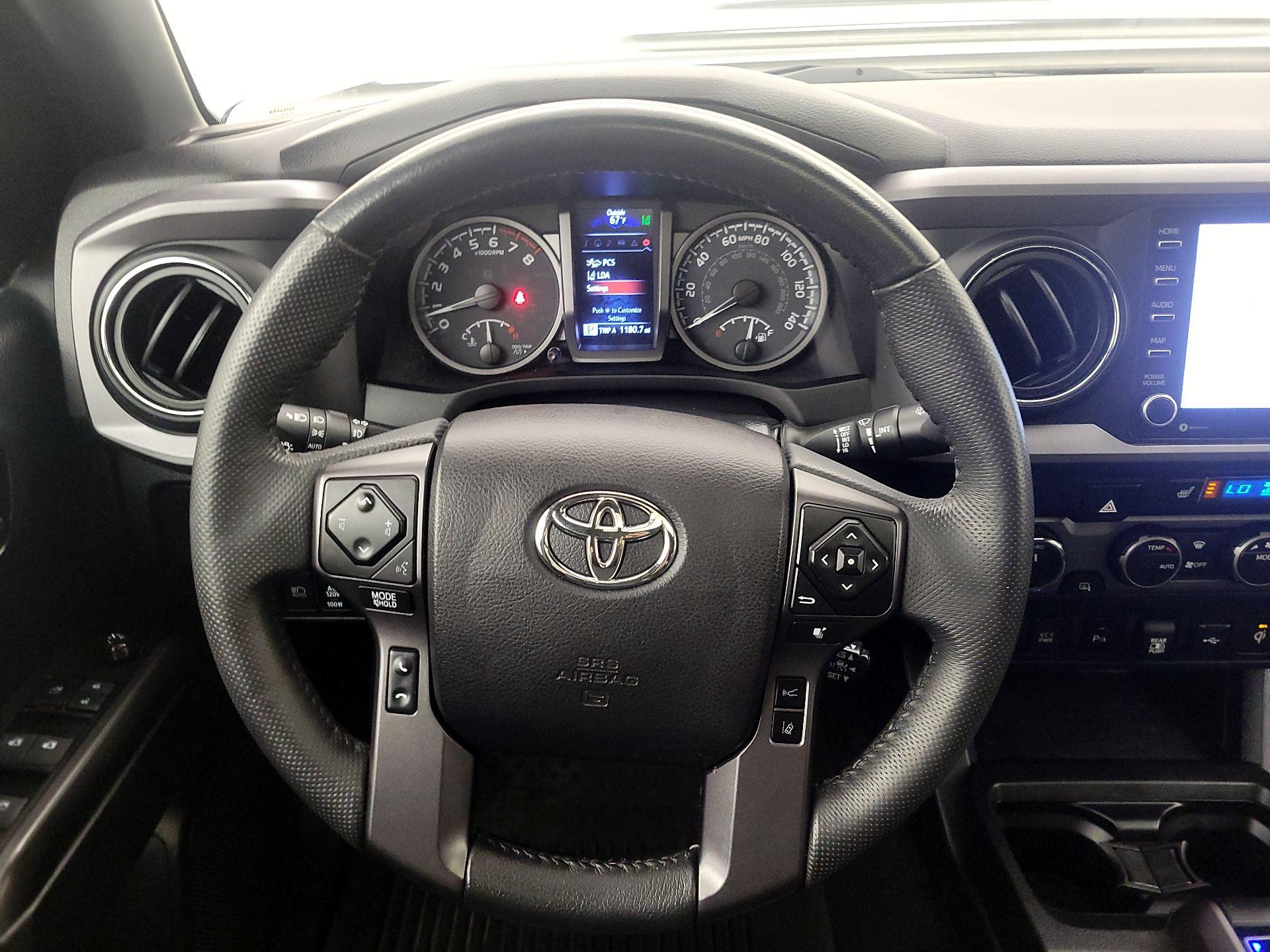 Thumbnail: 2022 Toyota Tacoma - 10