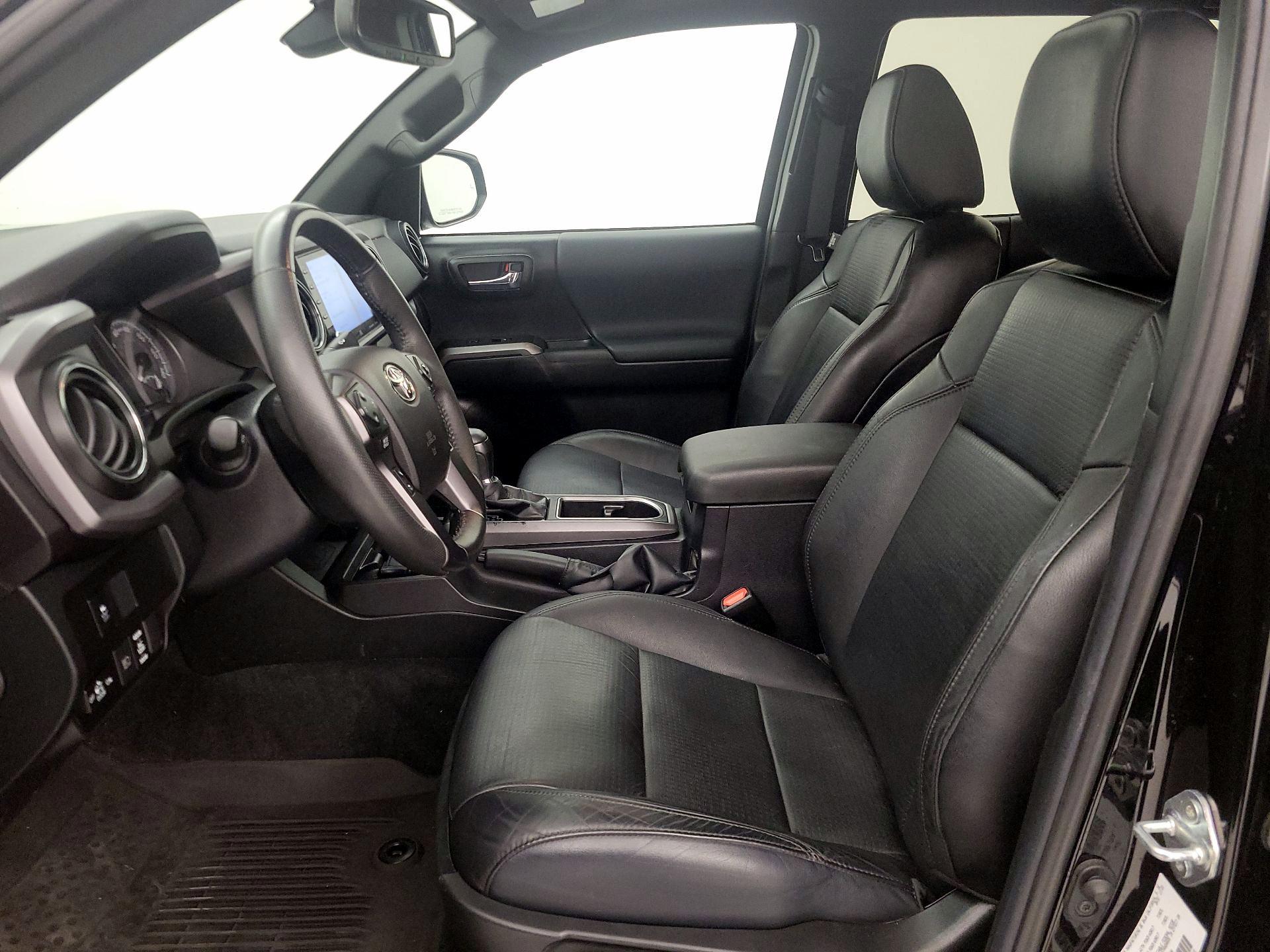 Thumbnail: 2022 Toyota Tacoma - 11