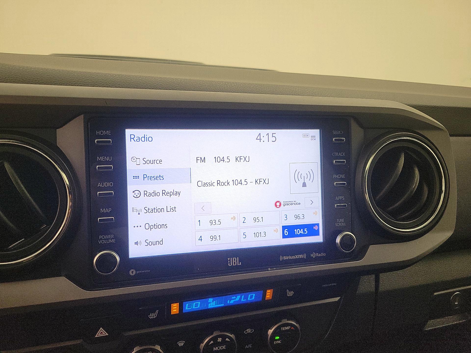 Thumbnail: 2022 Toyota Tacoma - 16