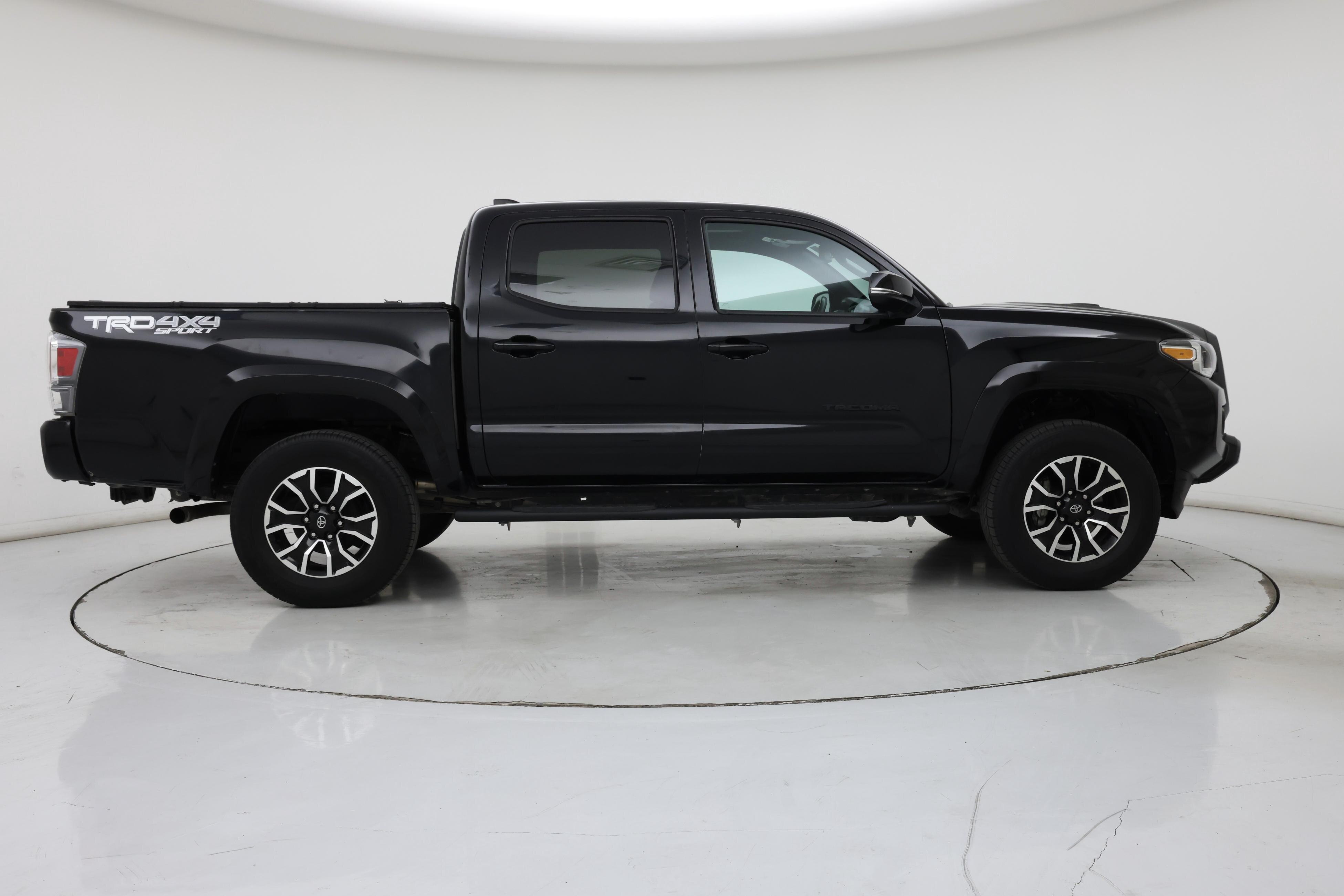 Thumbnail: 2022 Toyota Tacoma - 7