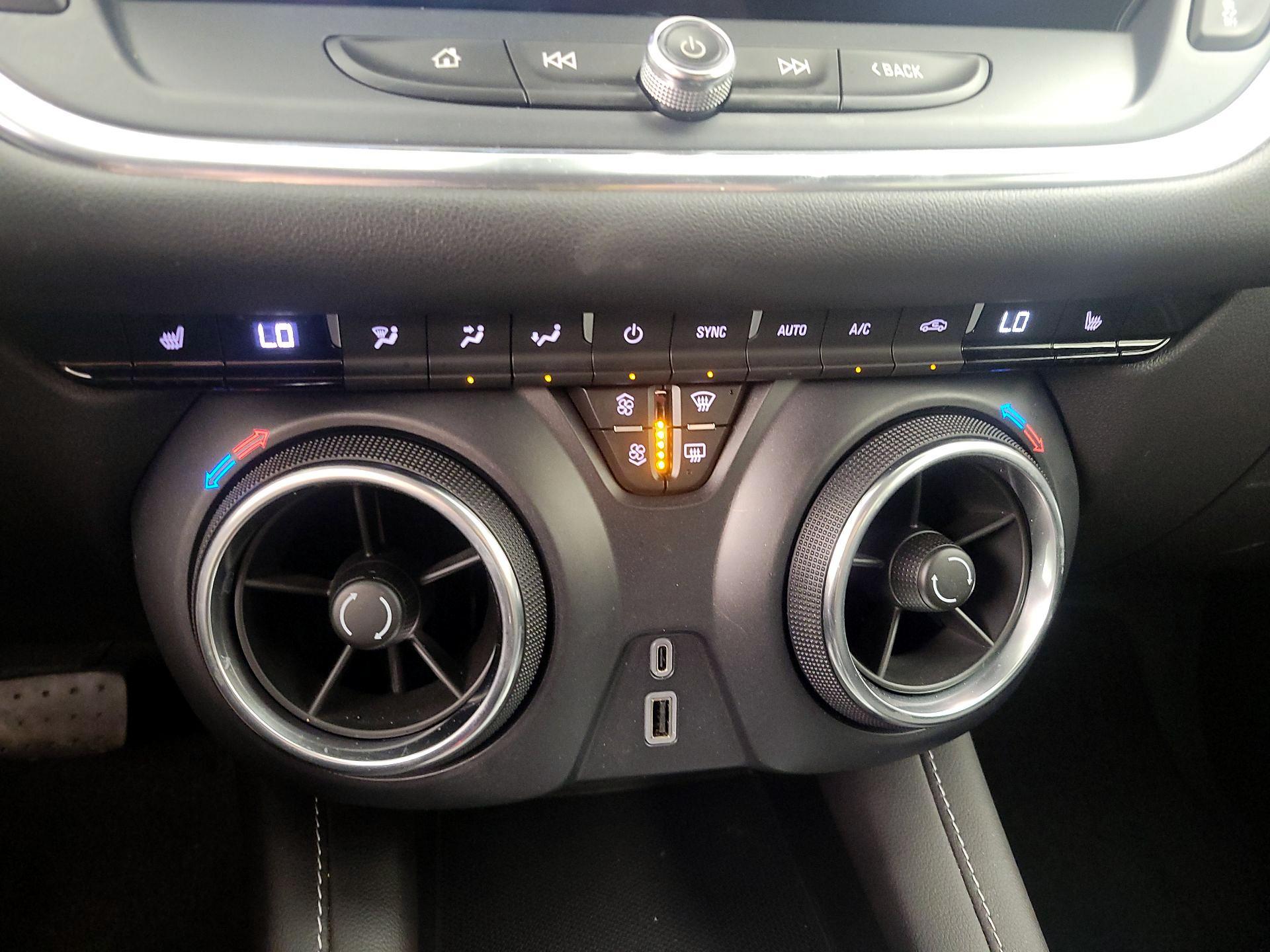 Thumbnail: 2024 Chevrolet Blazer - 16