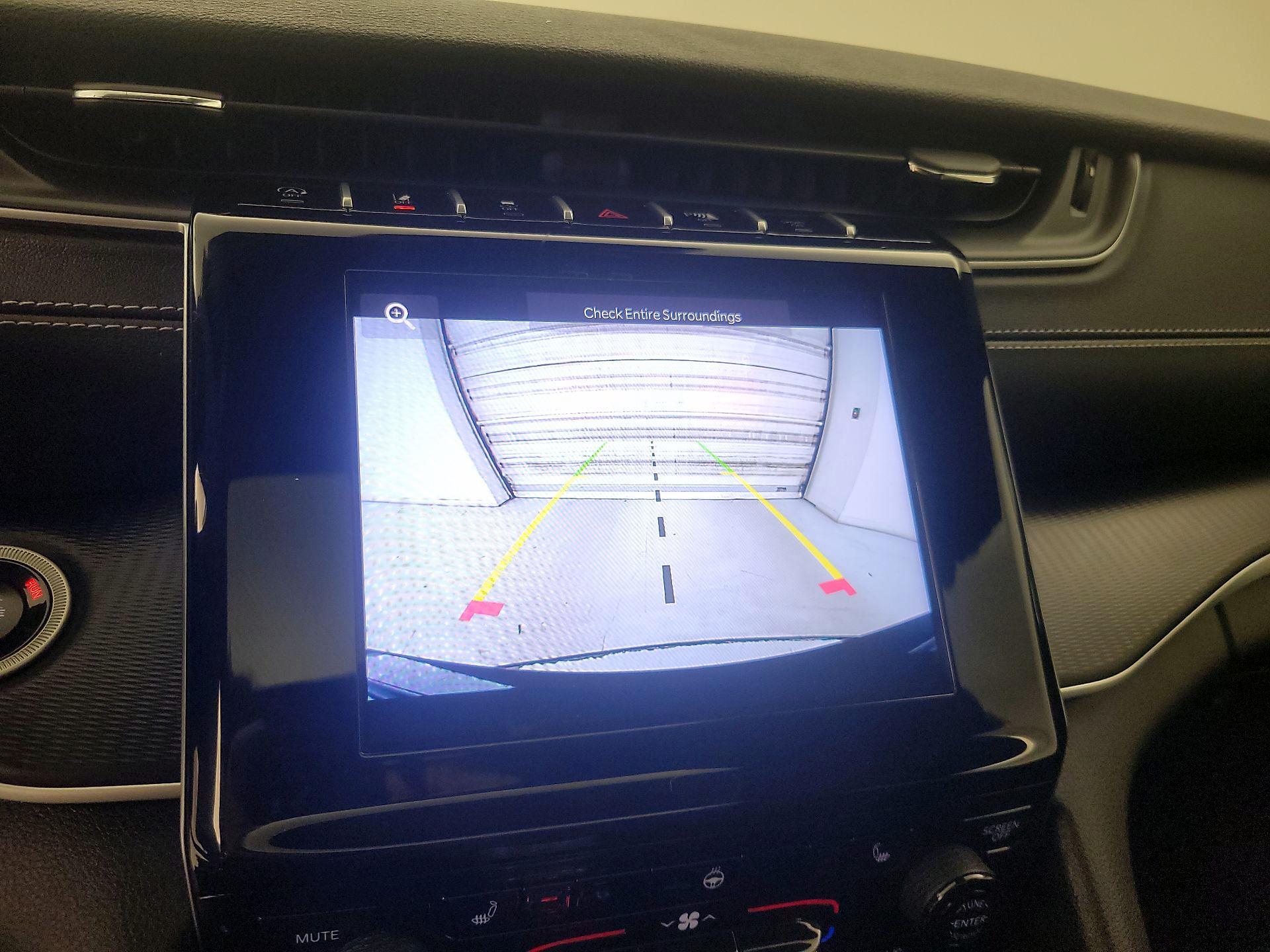 Thumbnail: 2025 Jeep Grand Cherokee - 14