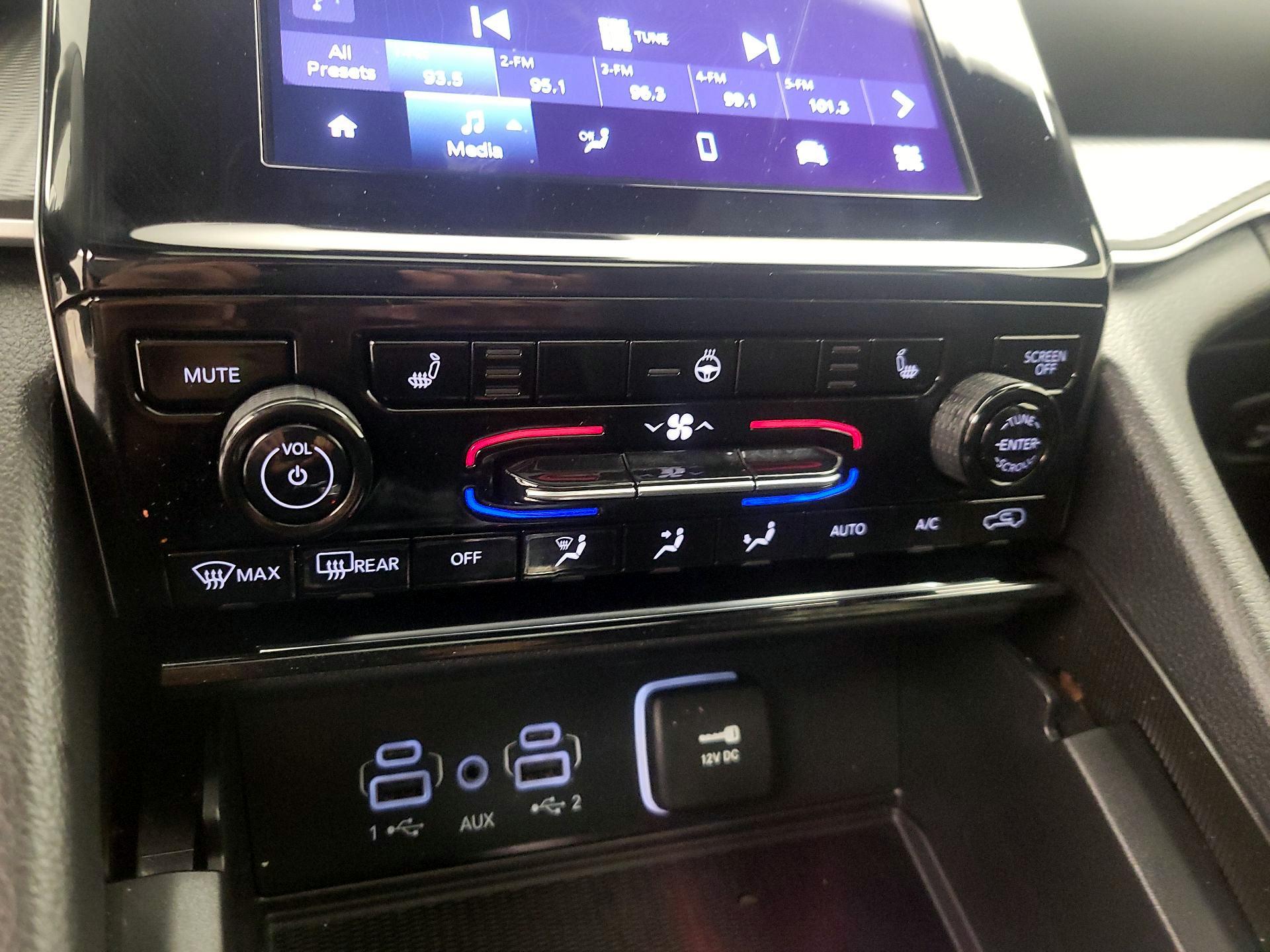 Thumbnail: 2025 Jeep Grand Cherokee - 16