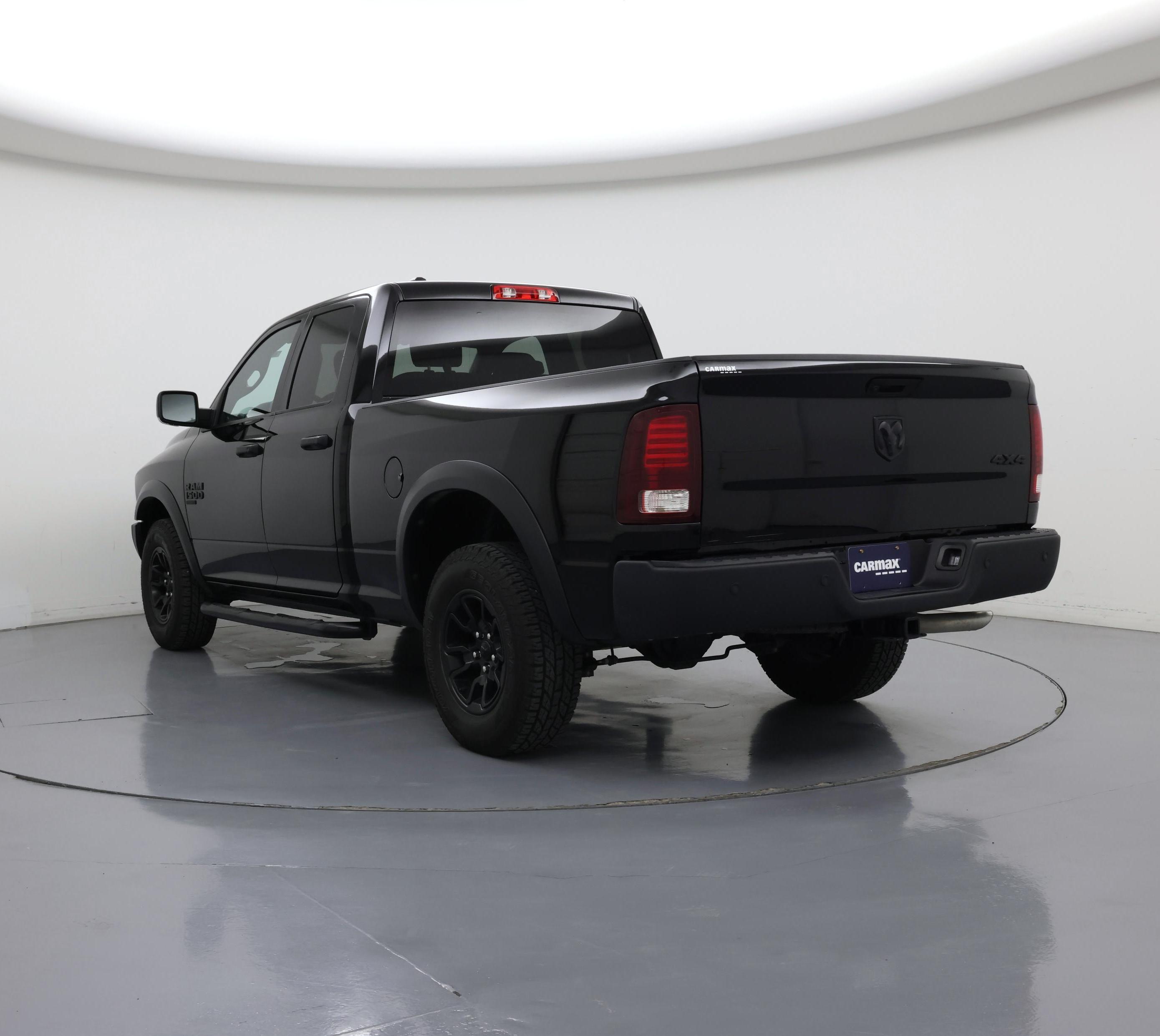 Thumbnail: 2023 RAM 1500 Classic - 2