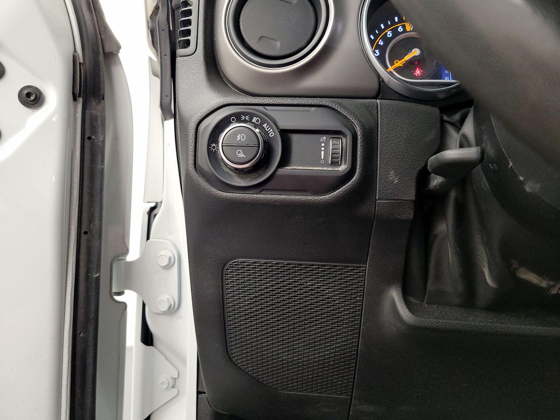 Thumbnail: 2023 Jeep Gladiator - 13