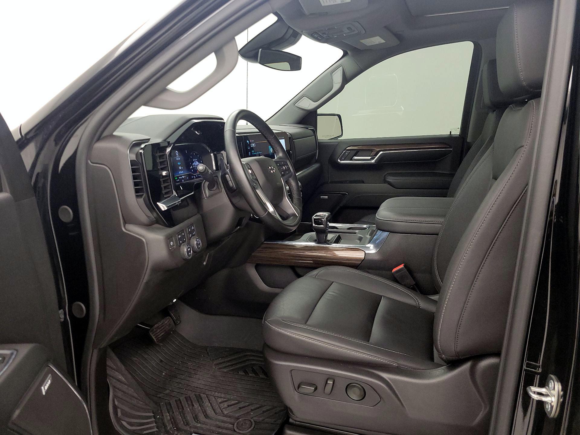 Thumbnail: 2024 Chevrolet Silverado 1500 - 11