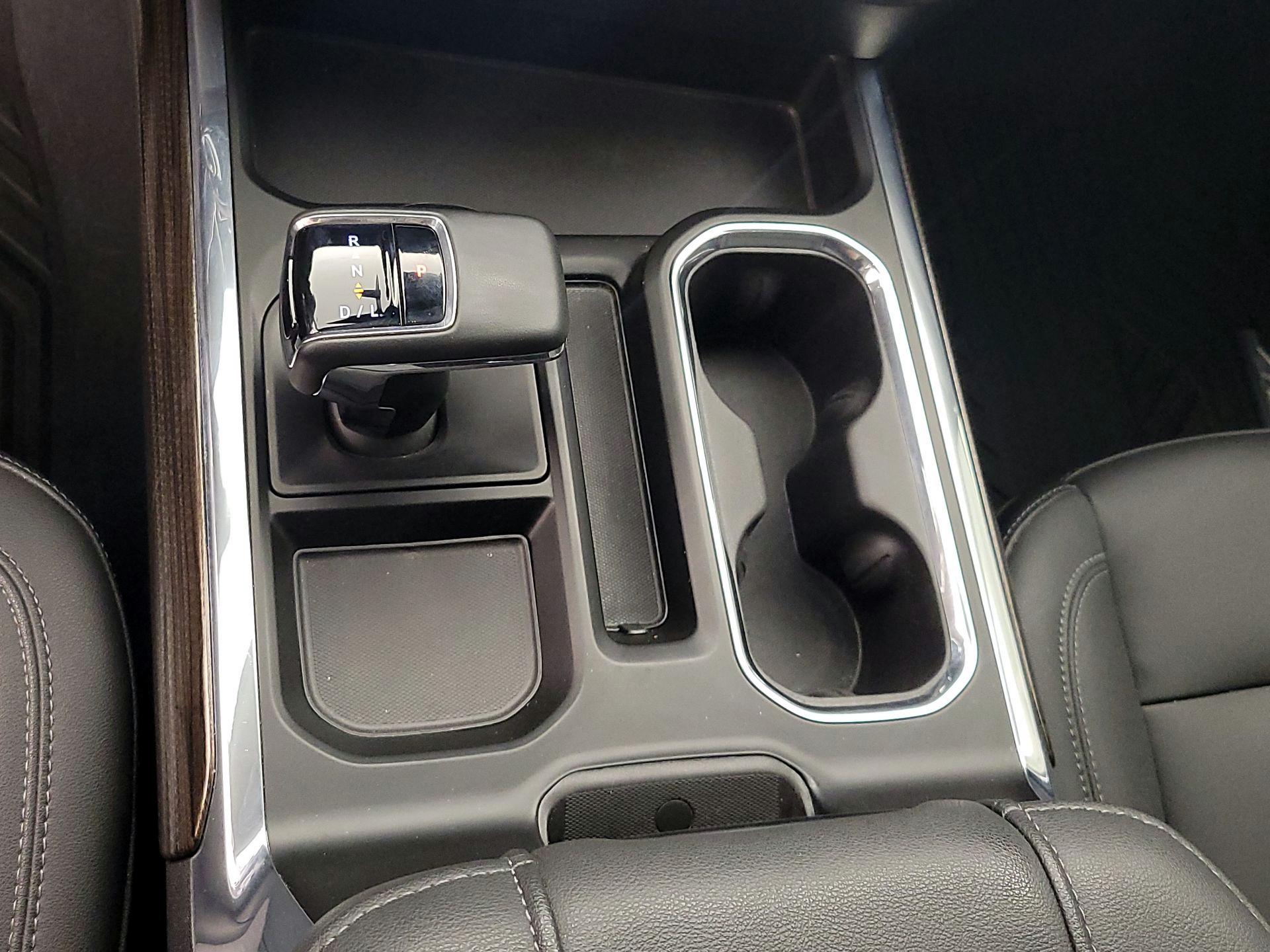 Thumbnail: 2024 Chevrolet Silverado 1500 - 17