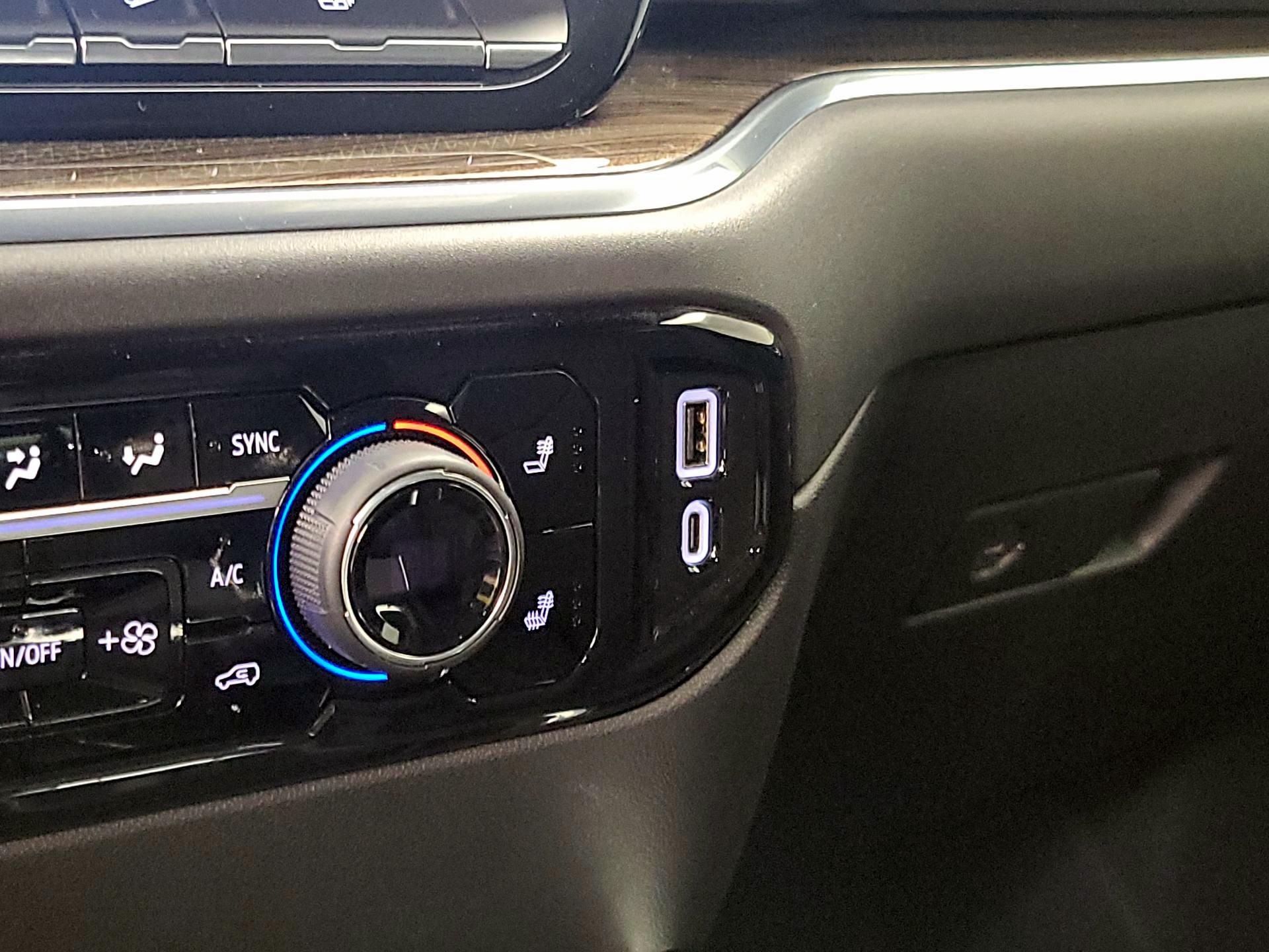 Thumbnail: 2024 Chevrolet Silverado 1500 - 18