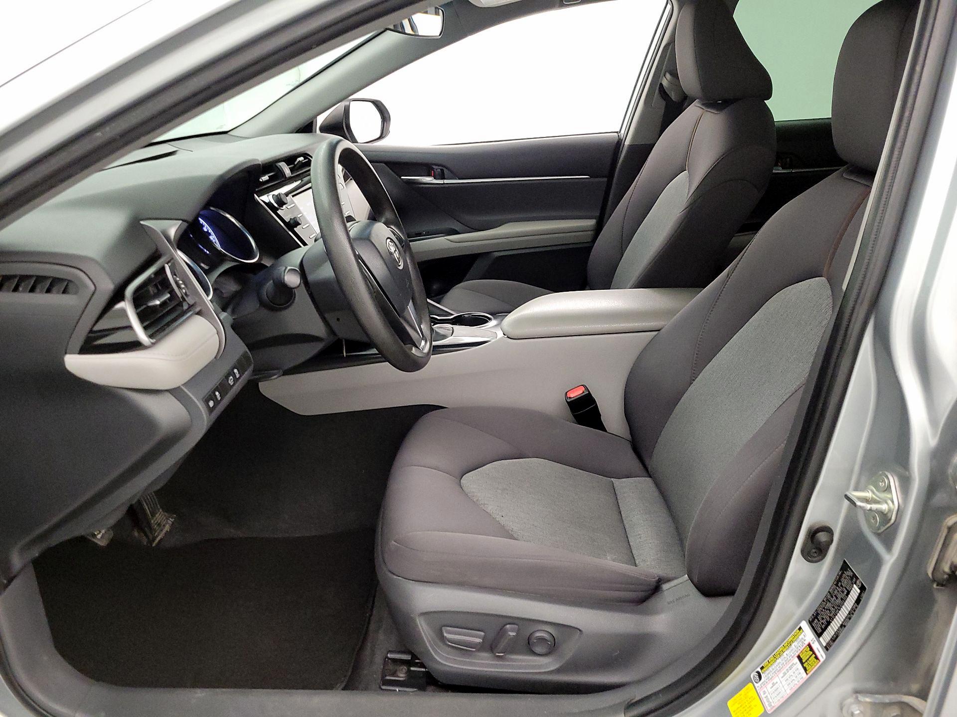 Thumbnail: 2020 Toyota Camry - 11