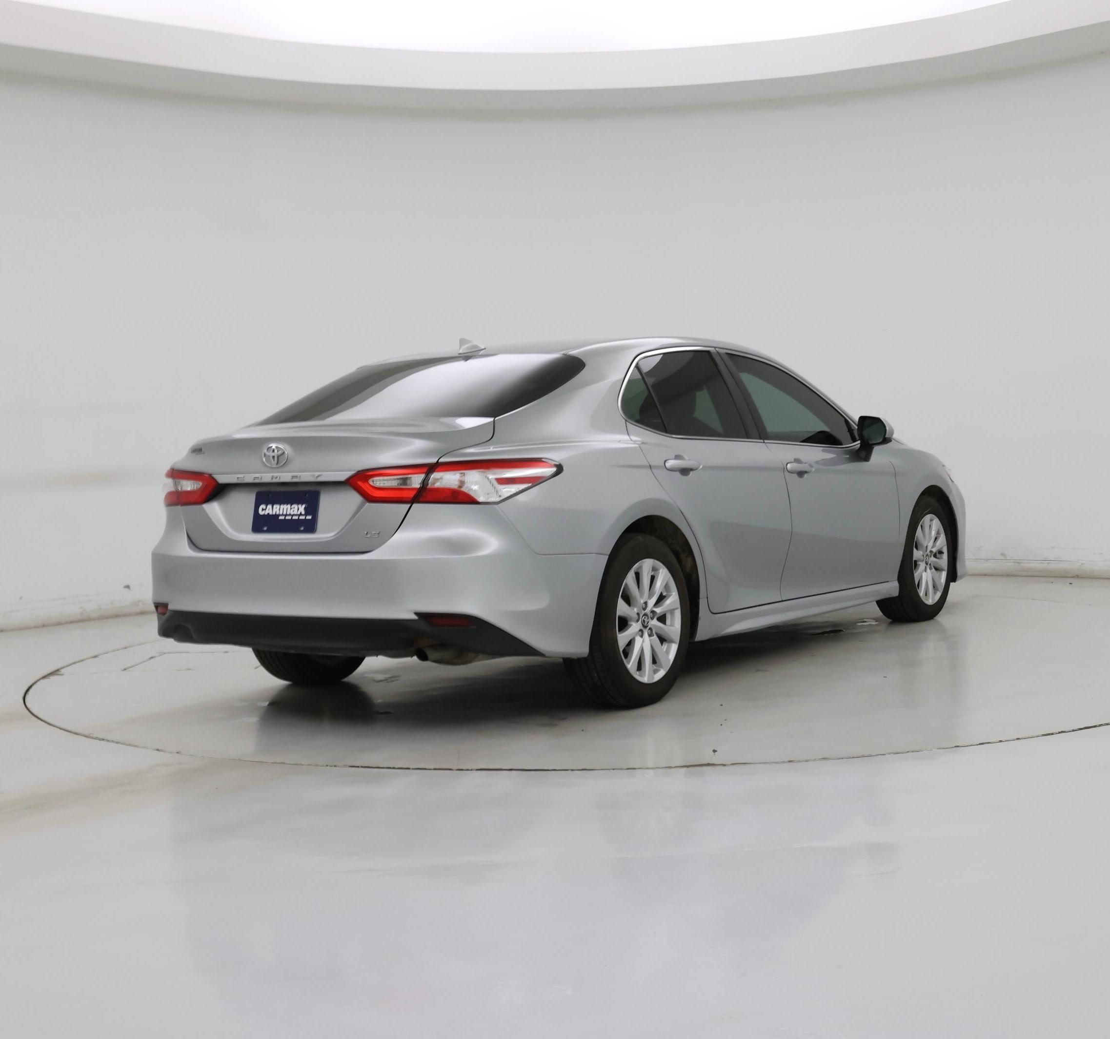 Thumbnail: 2020 Toyota Camry - 8