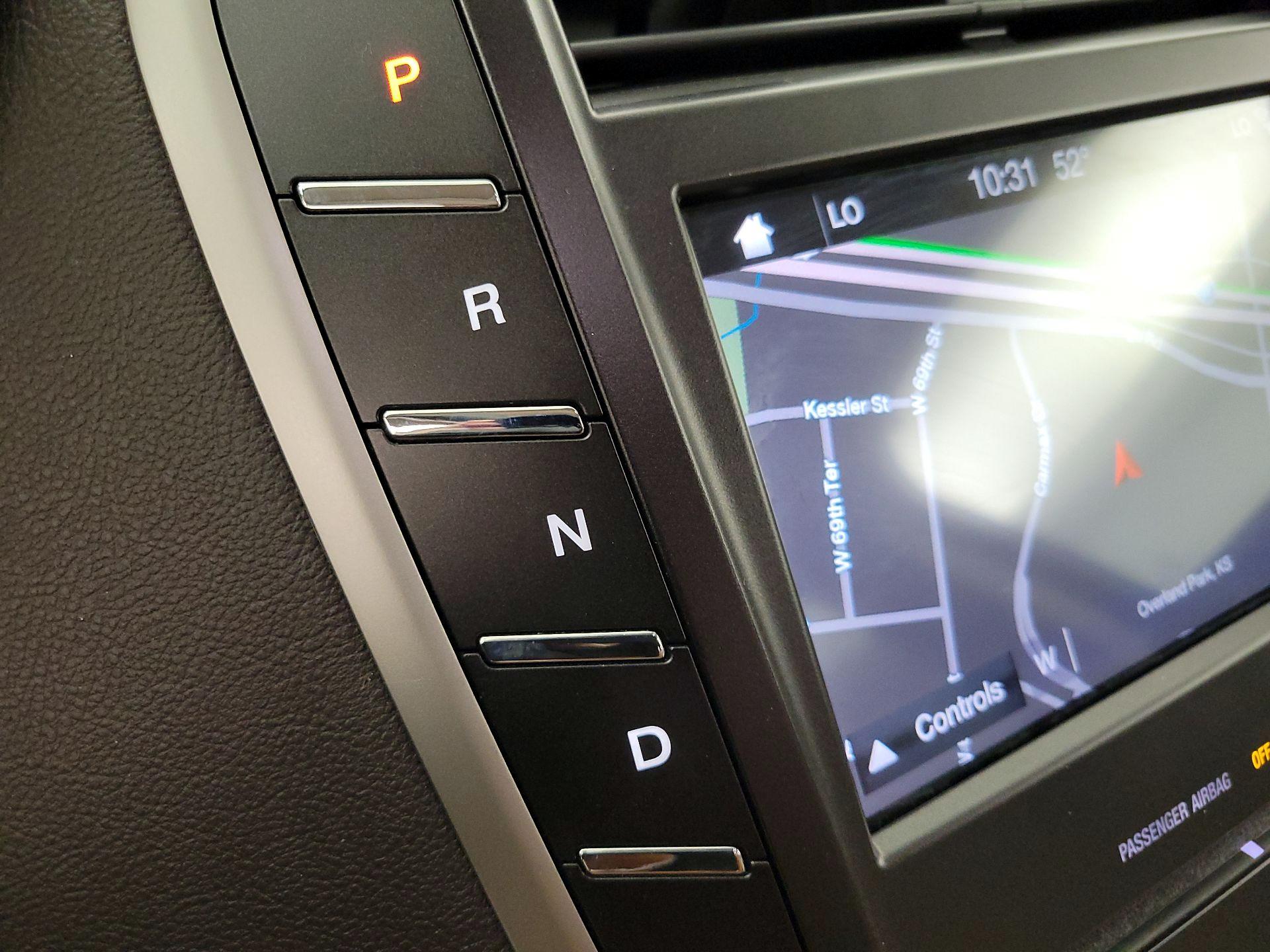 Thumbnail: 2019 Lincoln MKC - 18