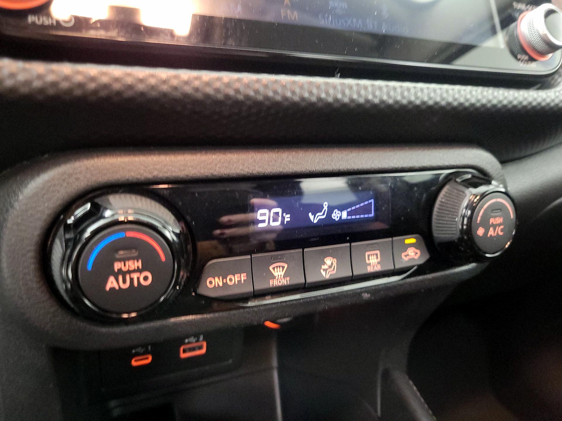 Thumbnail: 2021 Nissan Kicks - 15