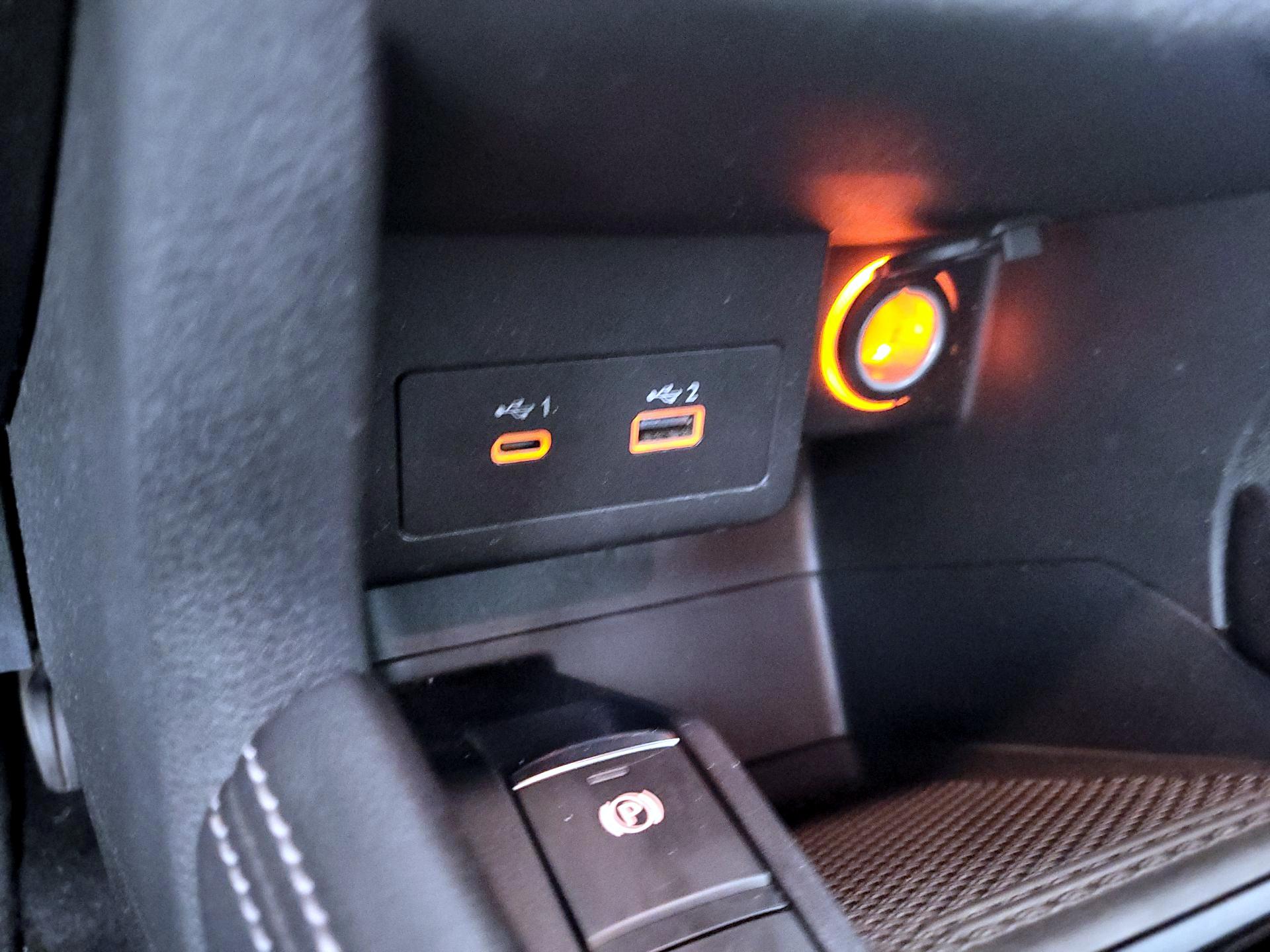 Thumbnail: 2021 Nissan Kicks - 17