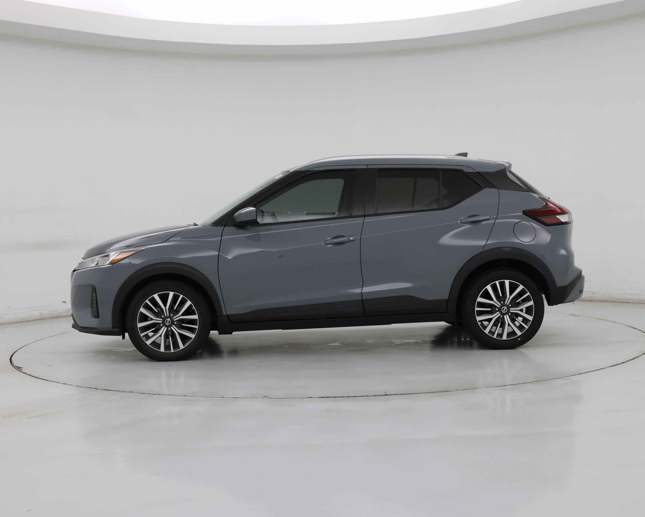 Thumbnail: 2021 Nissan Kicks - 3
