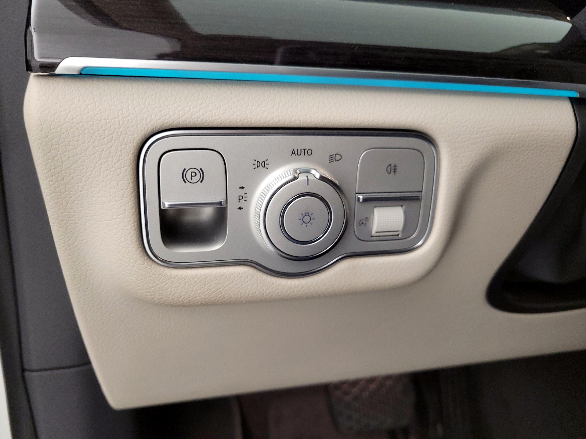 Thumbnail: 2020 Mercedes-Benz GLE - 13