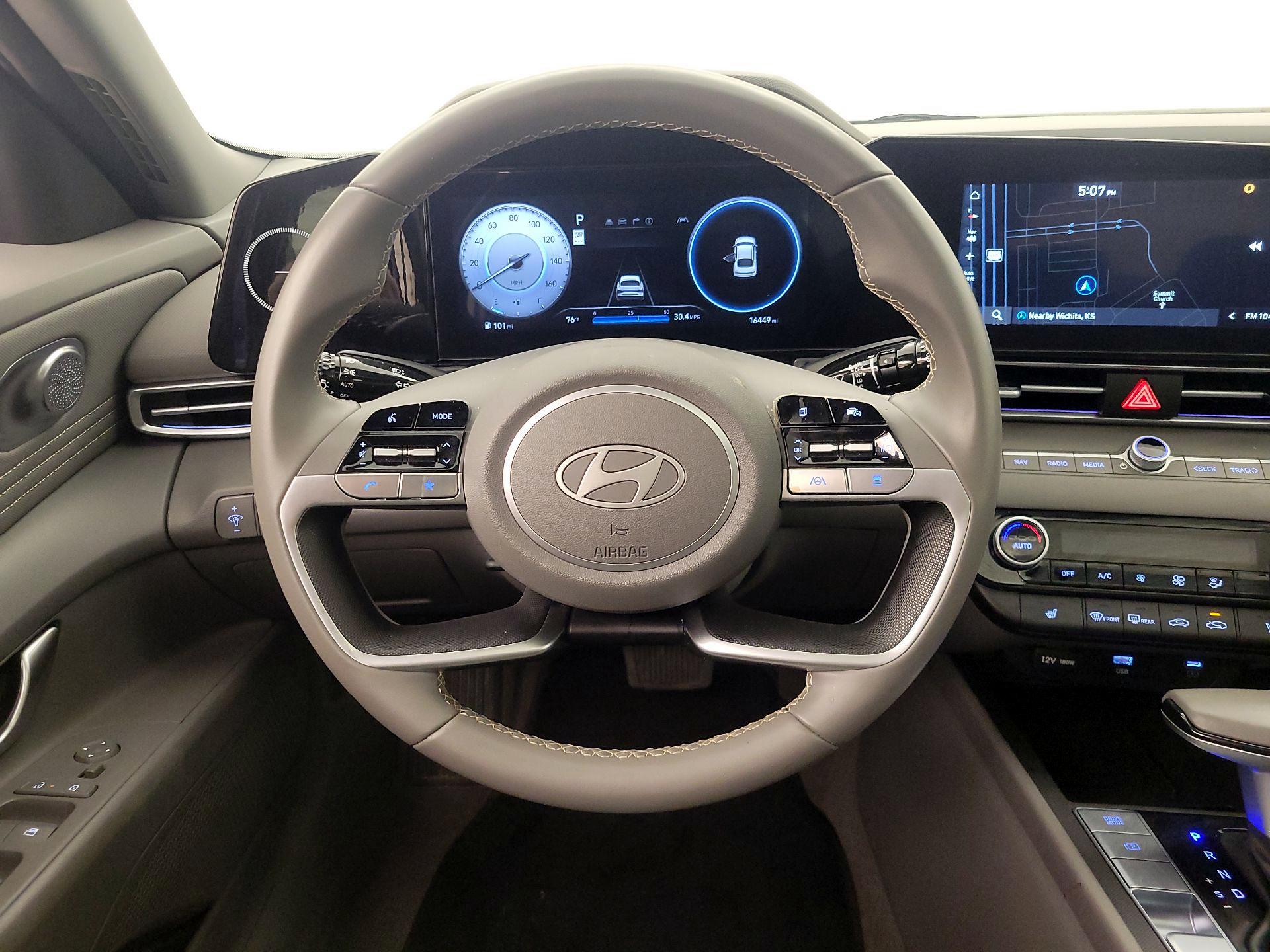 Thumbnail: 2025 Hyundai Elantra - 10