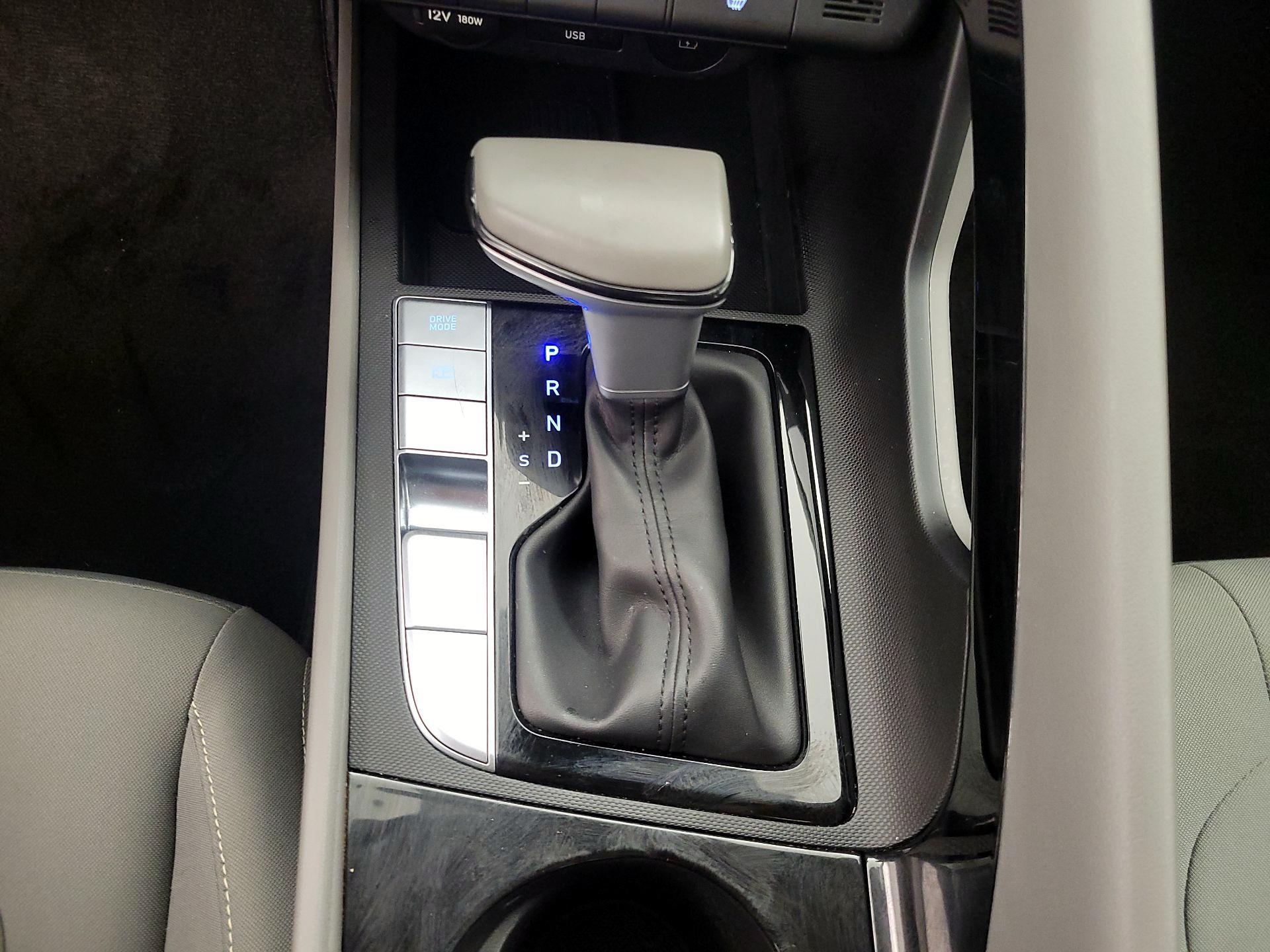 Thumbnail: 2025 Hyundai Elantra - 18