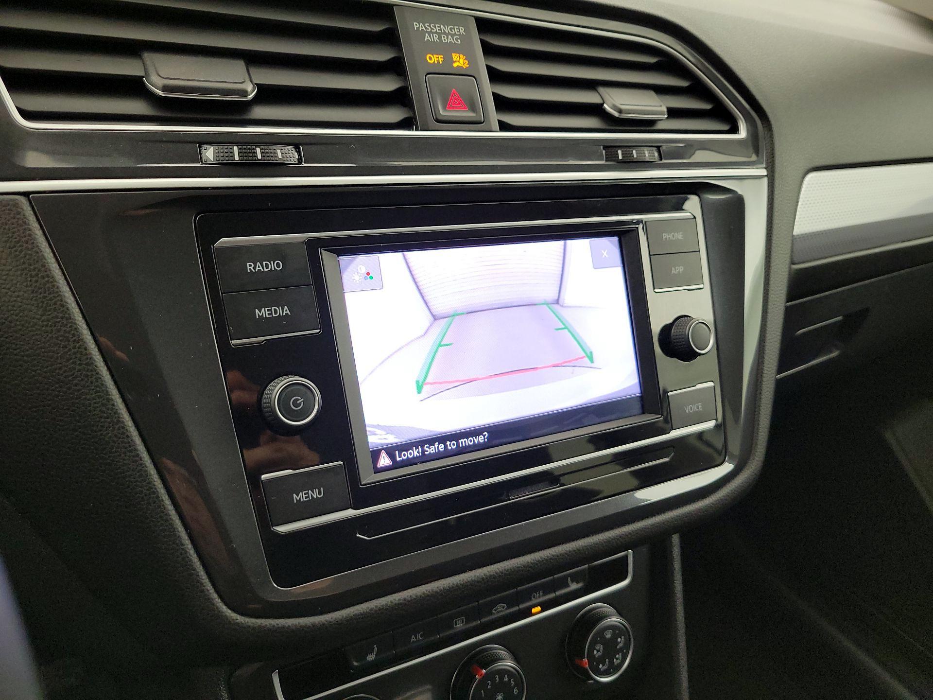 Thumbnail: 2024 Volkswagen Tiguan - 14