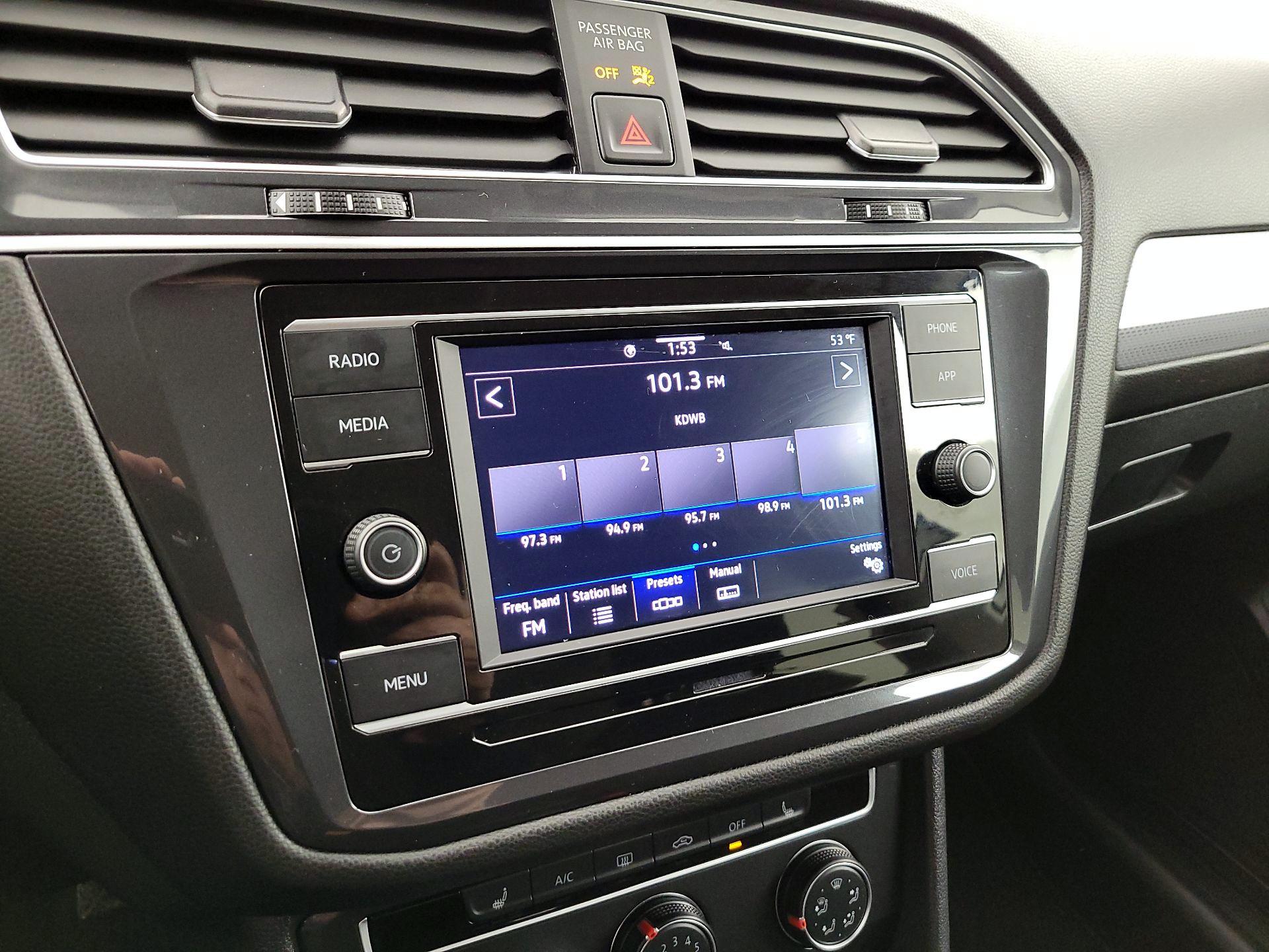 Thumbnail: 2024 Volkswagen Tiguan - 15