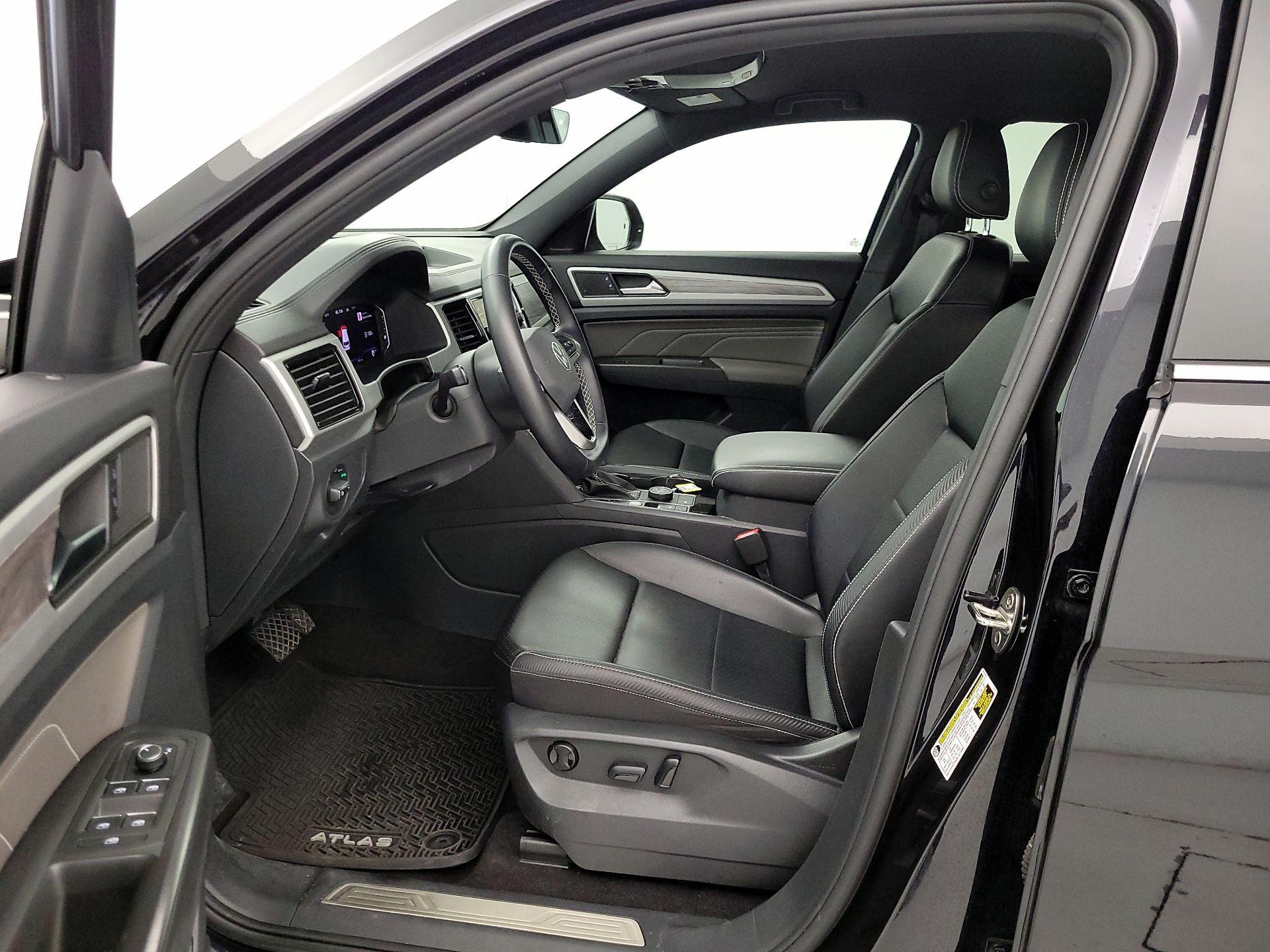 Thumbnail: 2022 Volkswagen Atlas - 11