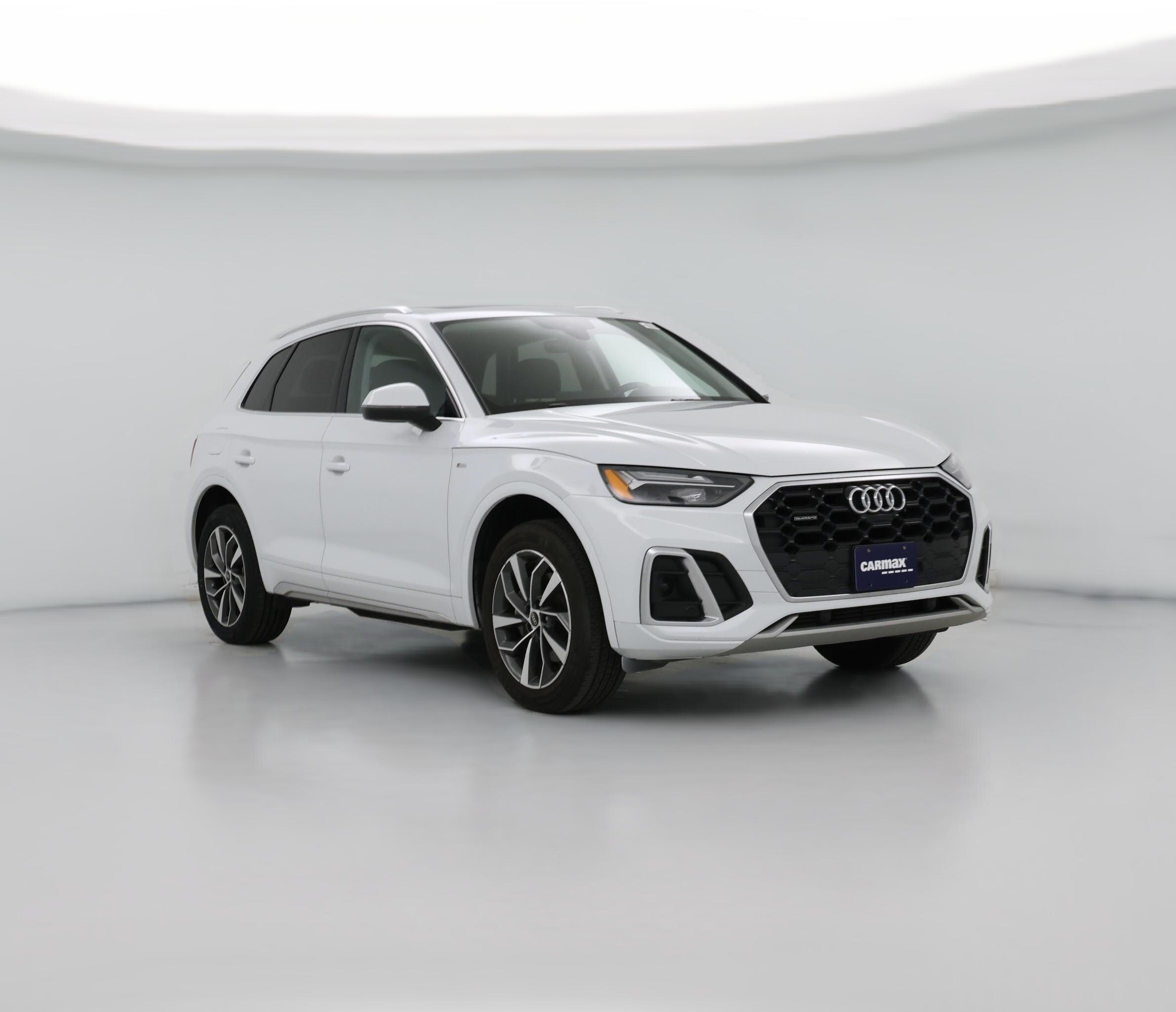 Thumbnail: 2023 Audi Q5 - 1