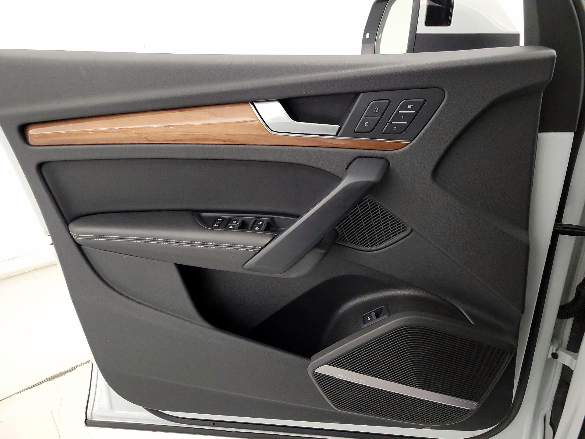 Thumbnail: 2023 Audi Q5 - 12