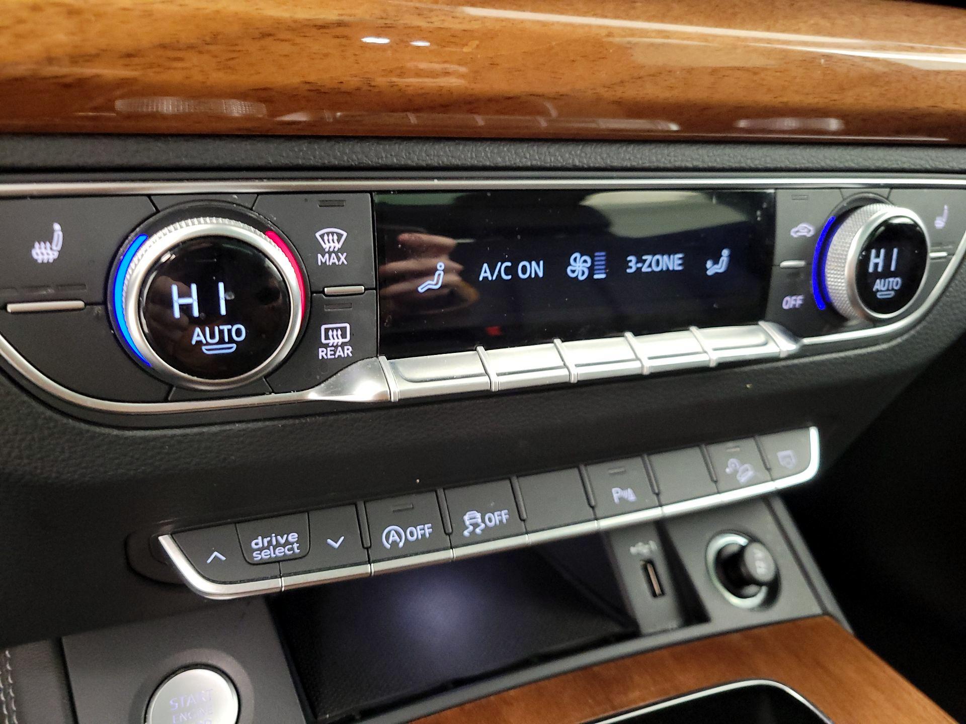 Thumbnail: 2023 Audi Q5 - 16