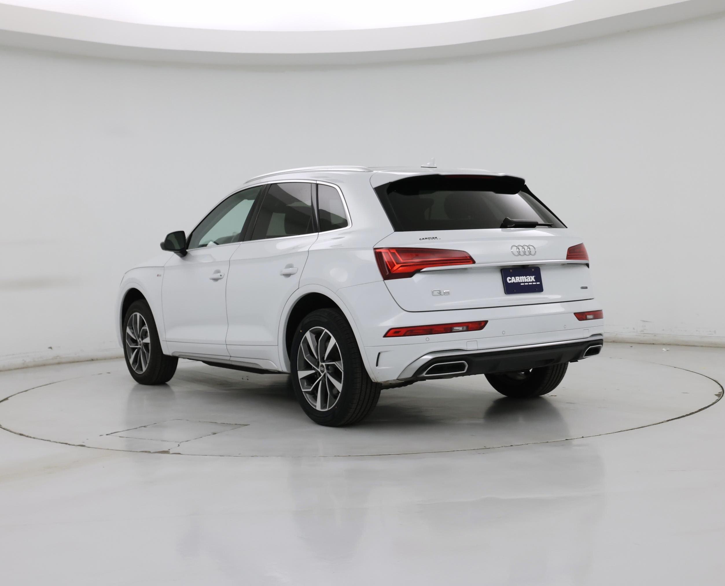 Thumbnail: 2023 Audi Q5 - 2
