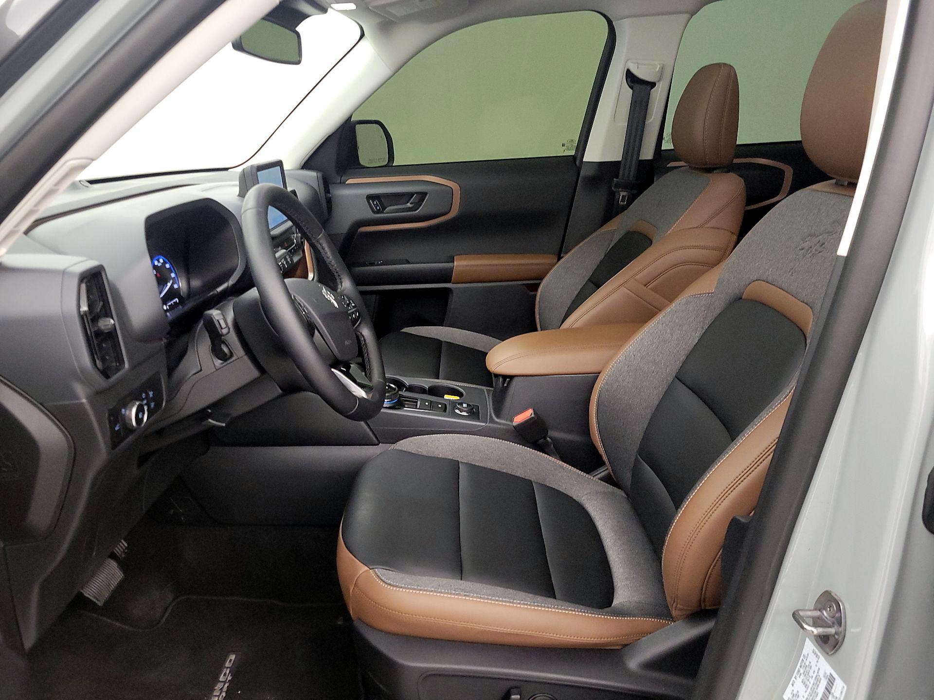 Thumbnail: 2024 Ford Bronco Sport - 11