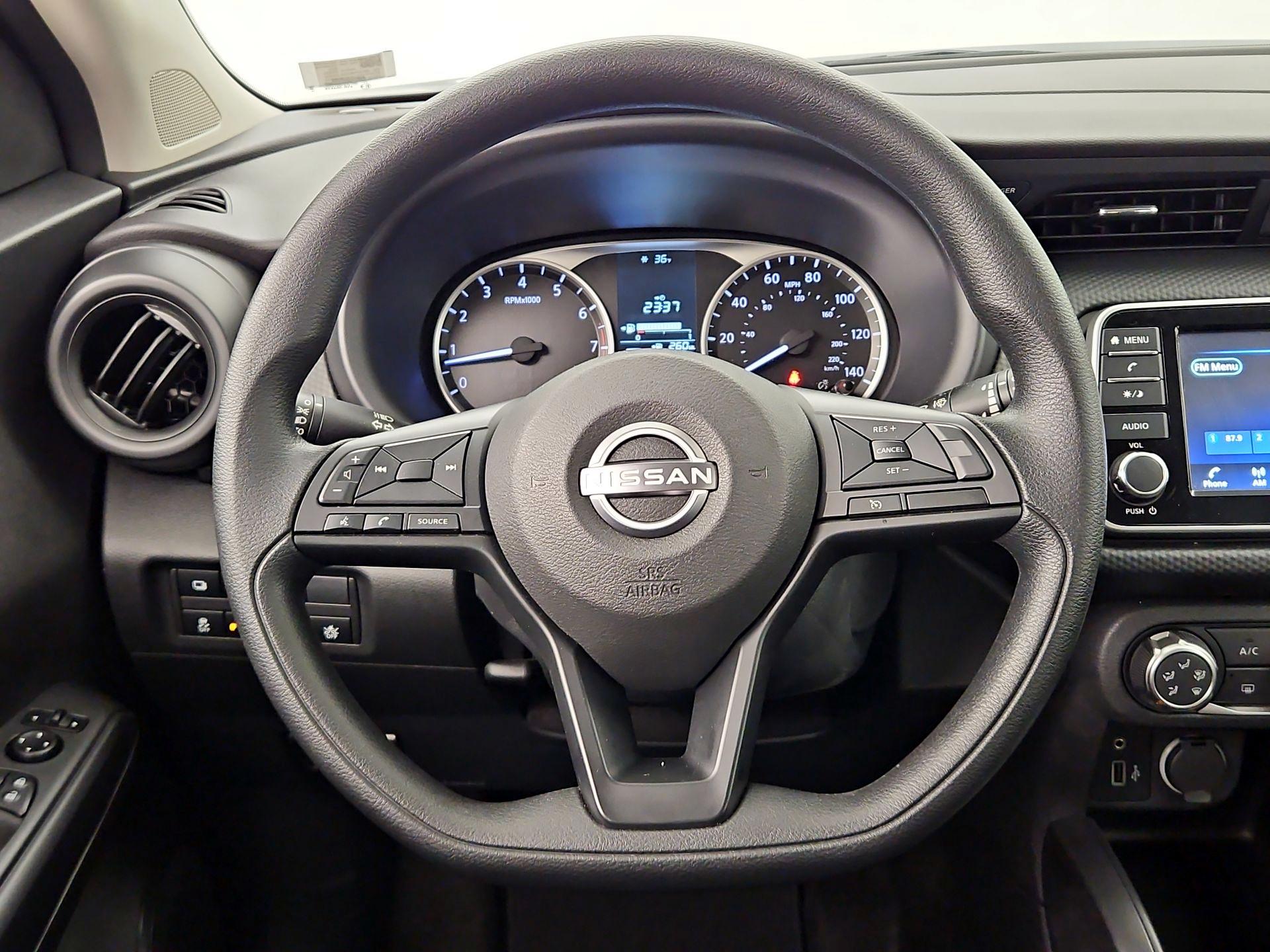 Thumbnail: 2025 Nissan Kicks - 10