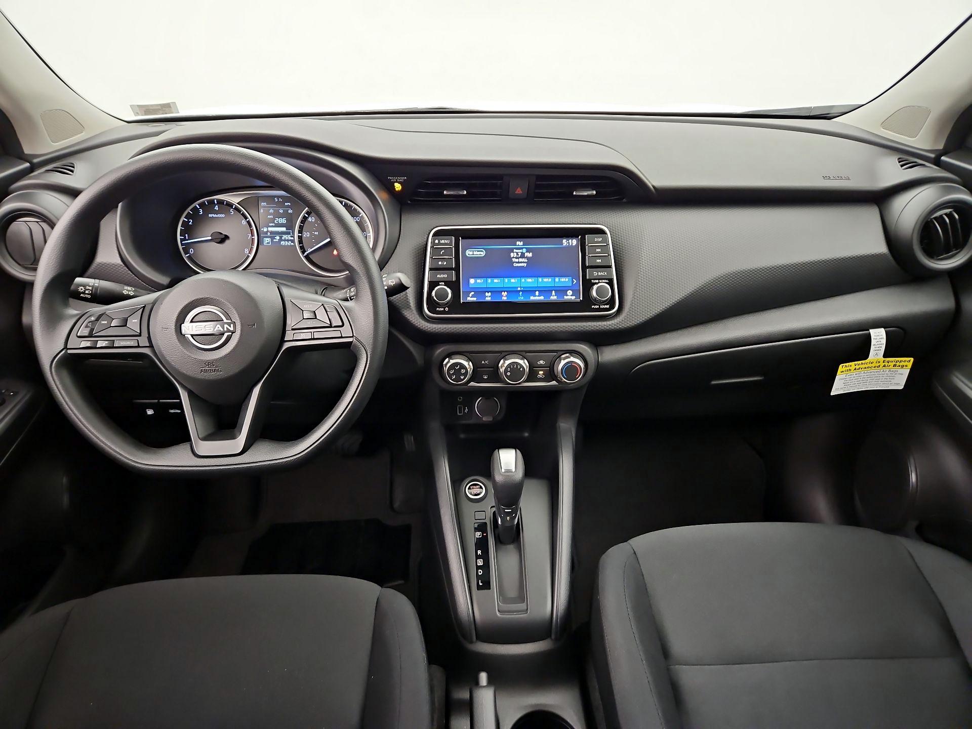 Thumbnail: 2025 Nissan Kicks - 9