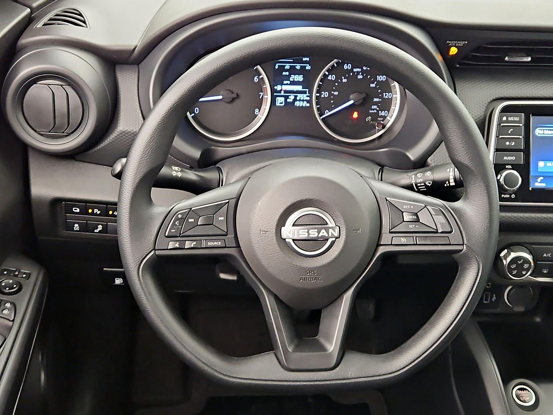 Thumbnail: 2025 Nissan Kicks - 10