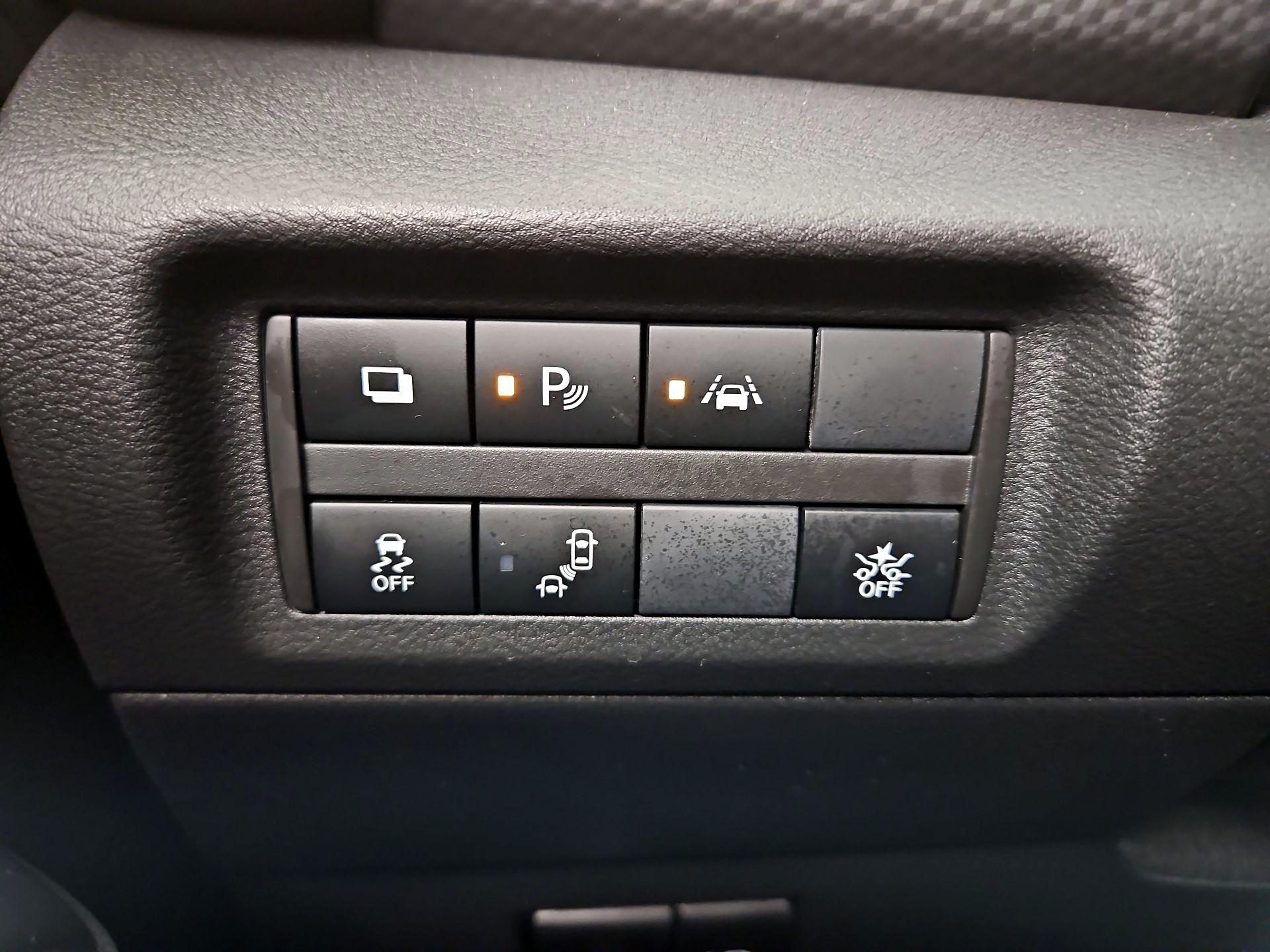 Thumbnail: 2025 Nissan Kicks - 13